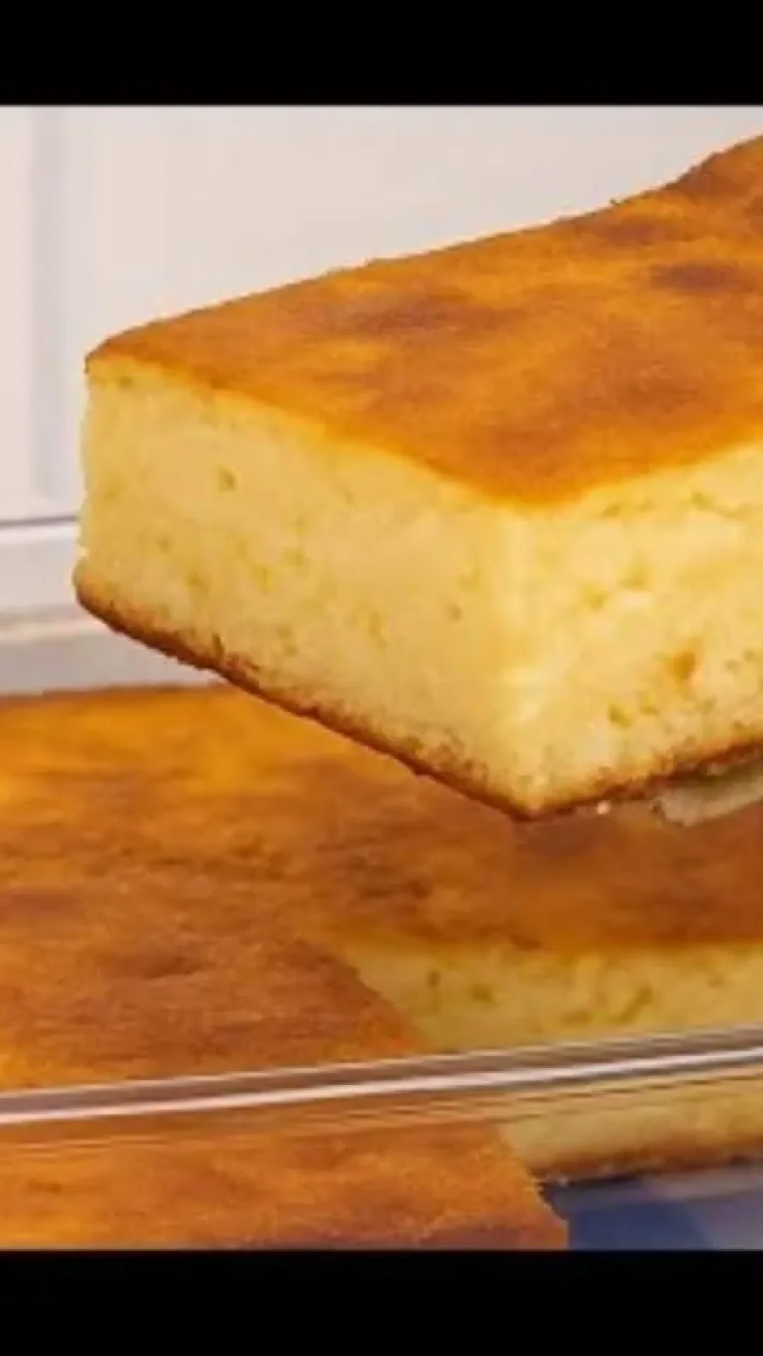 Bolo queijadinha que você faz com praticidade no liquidificador e fica úmido e saboroso