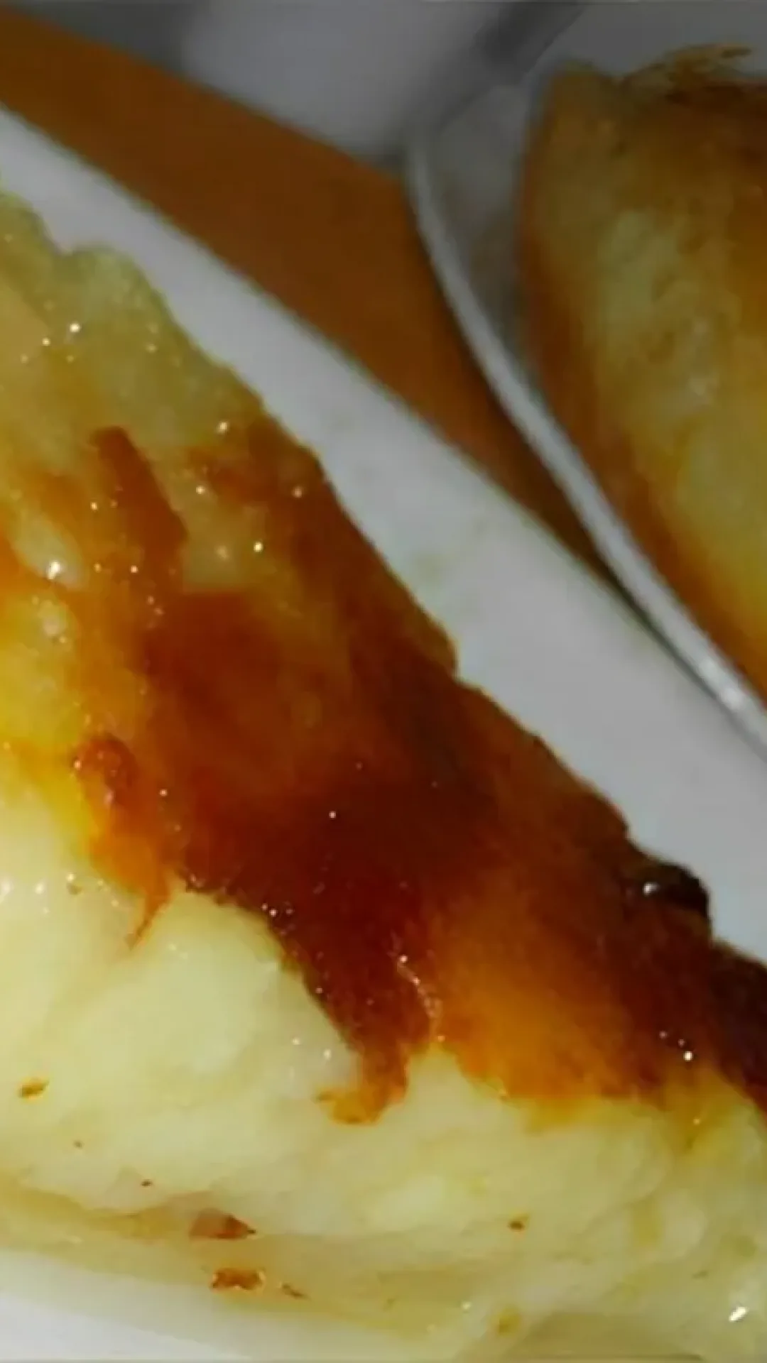 Bolo queijadinha simples e prática é só misturar os ingredientes e levar para assar