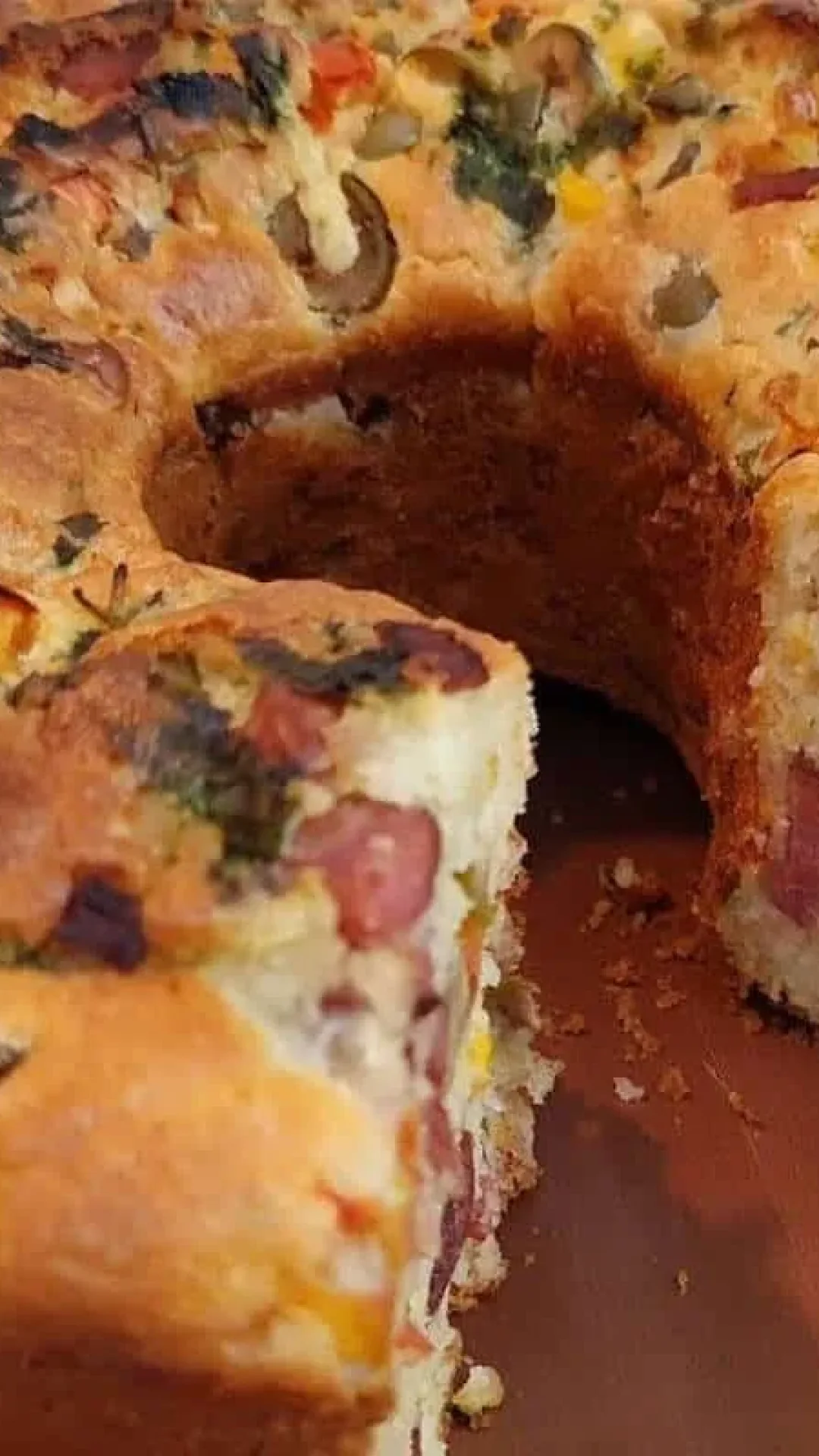 Bolo salgado de calabresa da roça: muito saboroso que pode até substituir o jantar