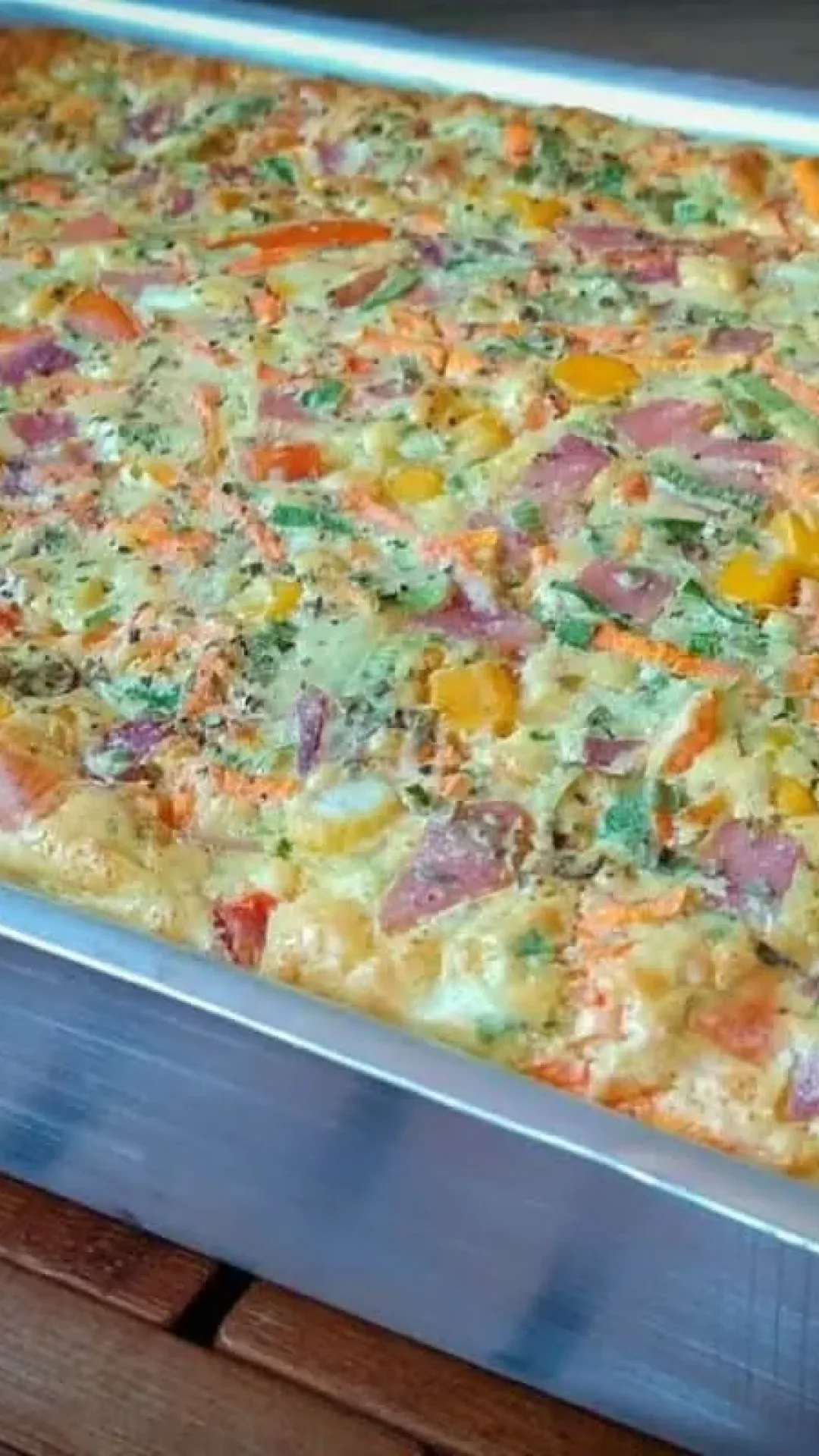 Bolo salgado sem trigo prático e saboroso feito com poucos ingredientes