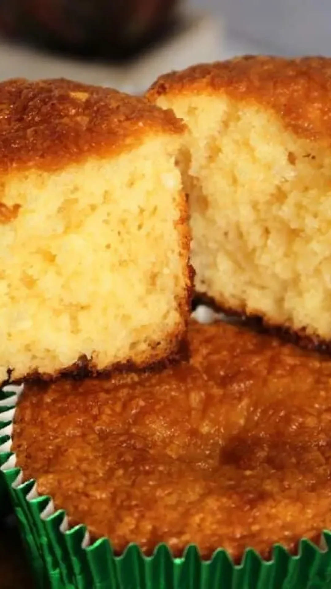 Bombocado fofinho que derrete na boca e lembra receita de festa de antigamente