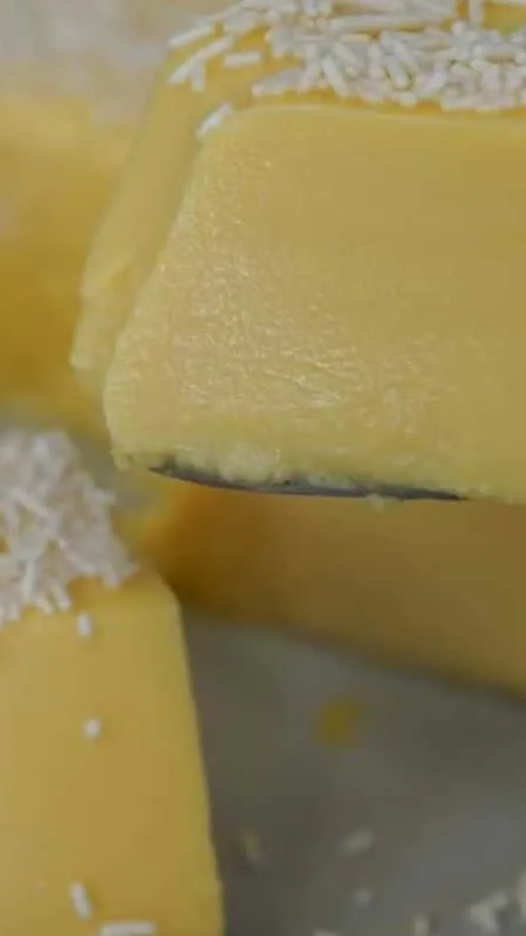 Brigadeirão de chocolate branco: cremoso, docinho e perfeito para quem ama um sabor diferente