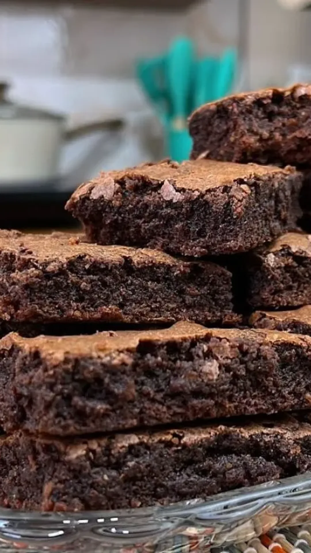 Brownie de Nescau bem chocolatudo e fácil de preparar em casa