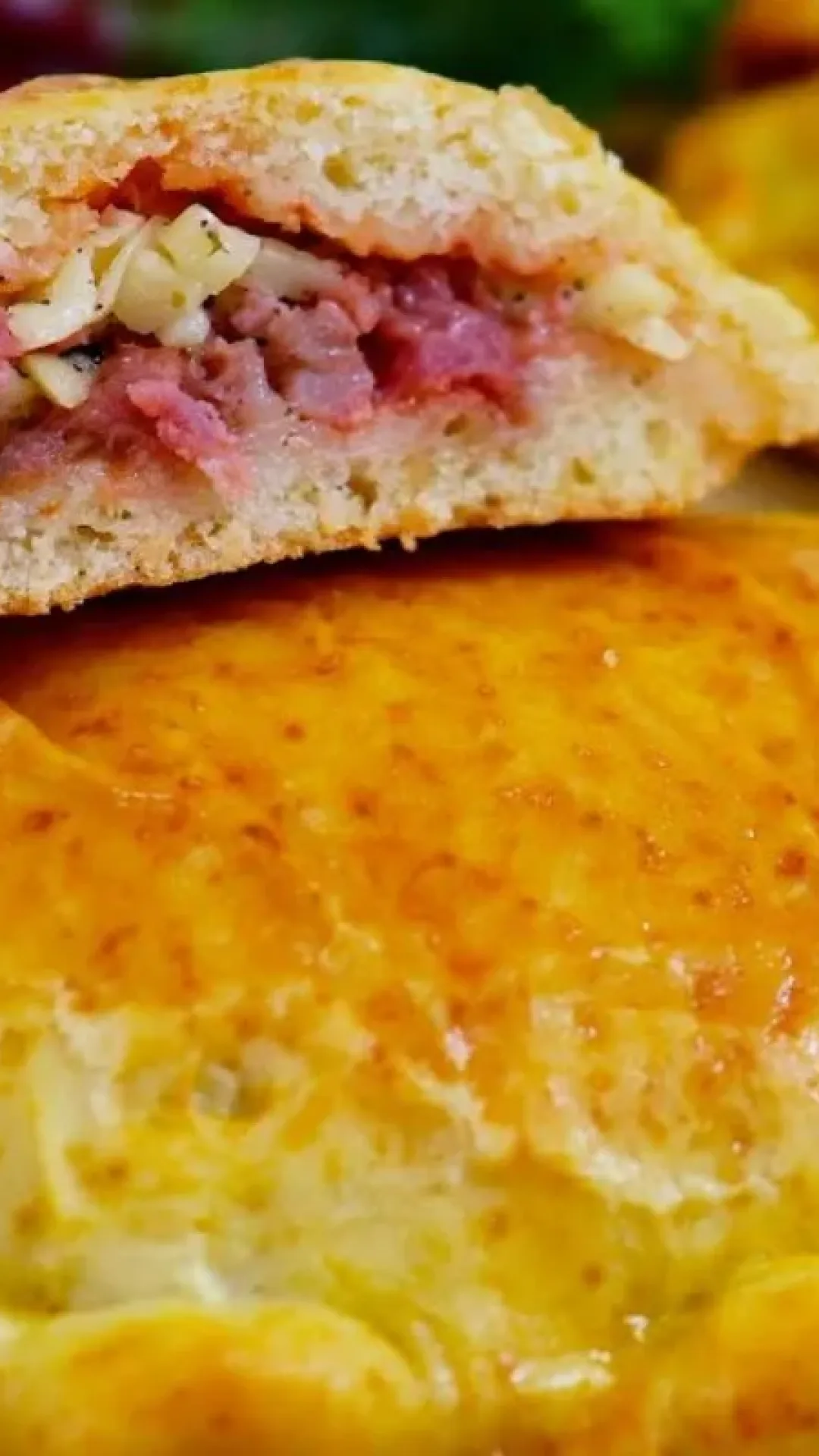 Calzone rápido e fácil: essa receita deixa essa massa muito leve e saborosa