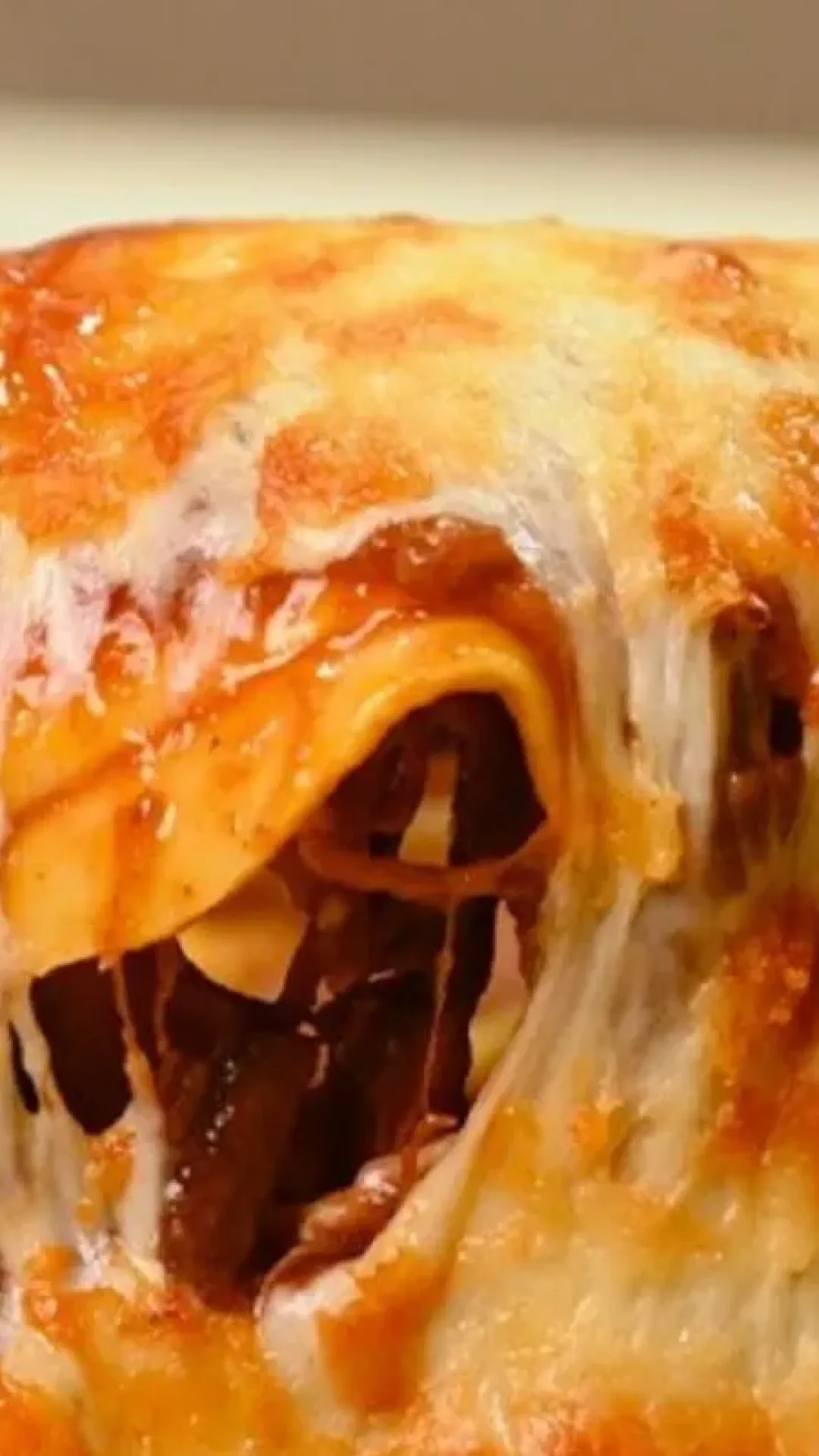 Cardápio de domingo: lasanha de fraldinha desfiada maravilhosa para o almoço