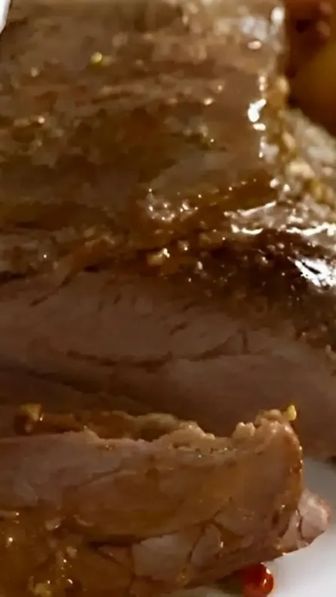 Carne assada na panela de pressão suculenta e saborosa para o seu almoço ou jantar