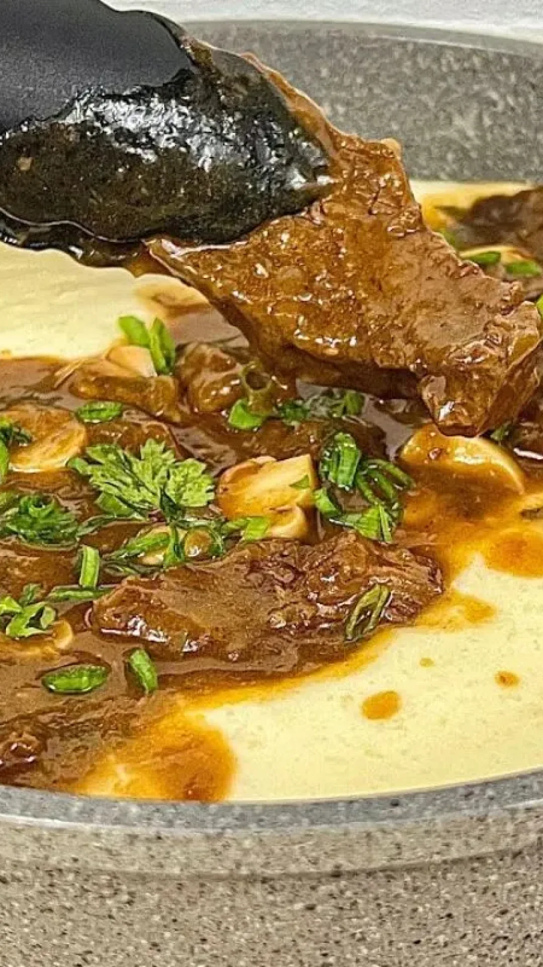Carne de panela com purê de macaxeira saborosa e fácil que todo mundo adora