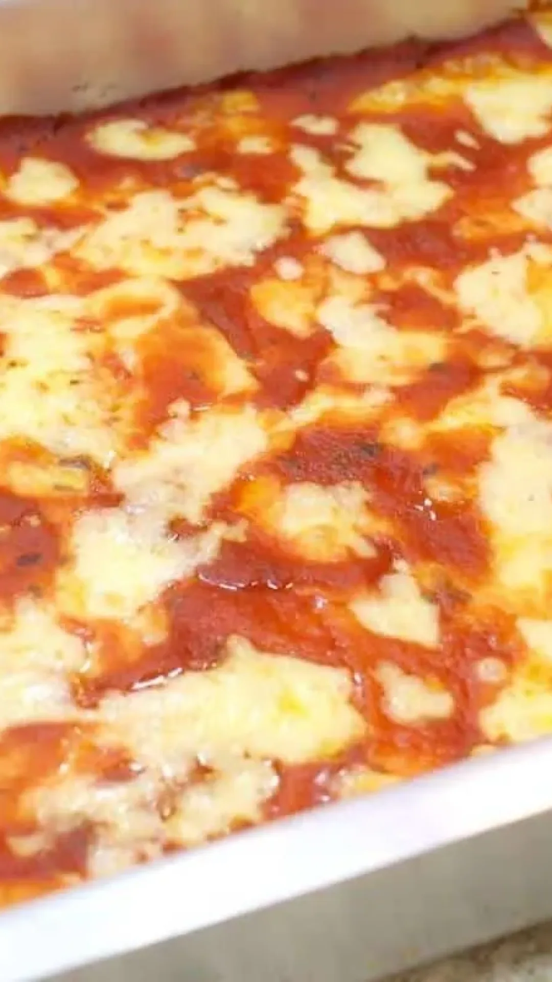 Carne moída à parmegiana para o almoço fica pronta rapidinho com ingredientes simples
