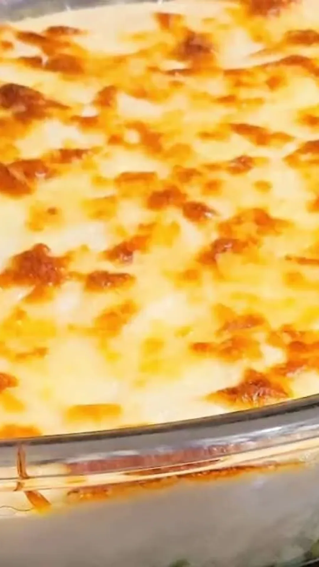 Chuchu gratinado ao molho branco bem queijudo e saboroso, para surpreender a todos