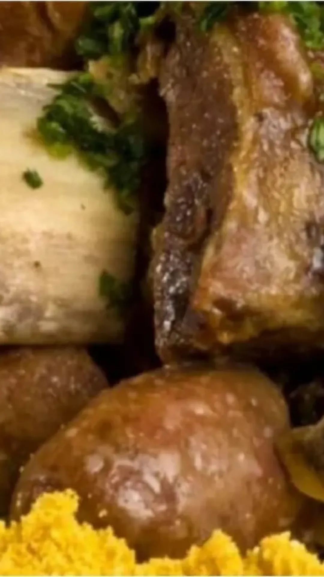Churrasco de pescador ou costela na panela de pressão com linguiça prática para o almoço