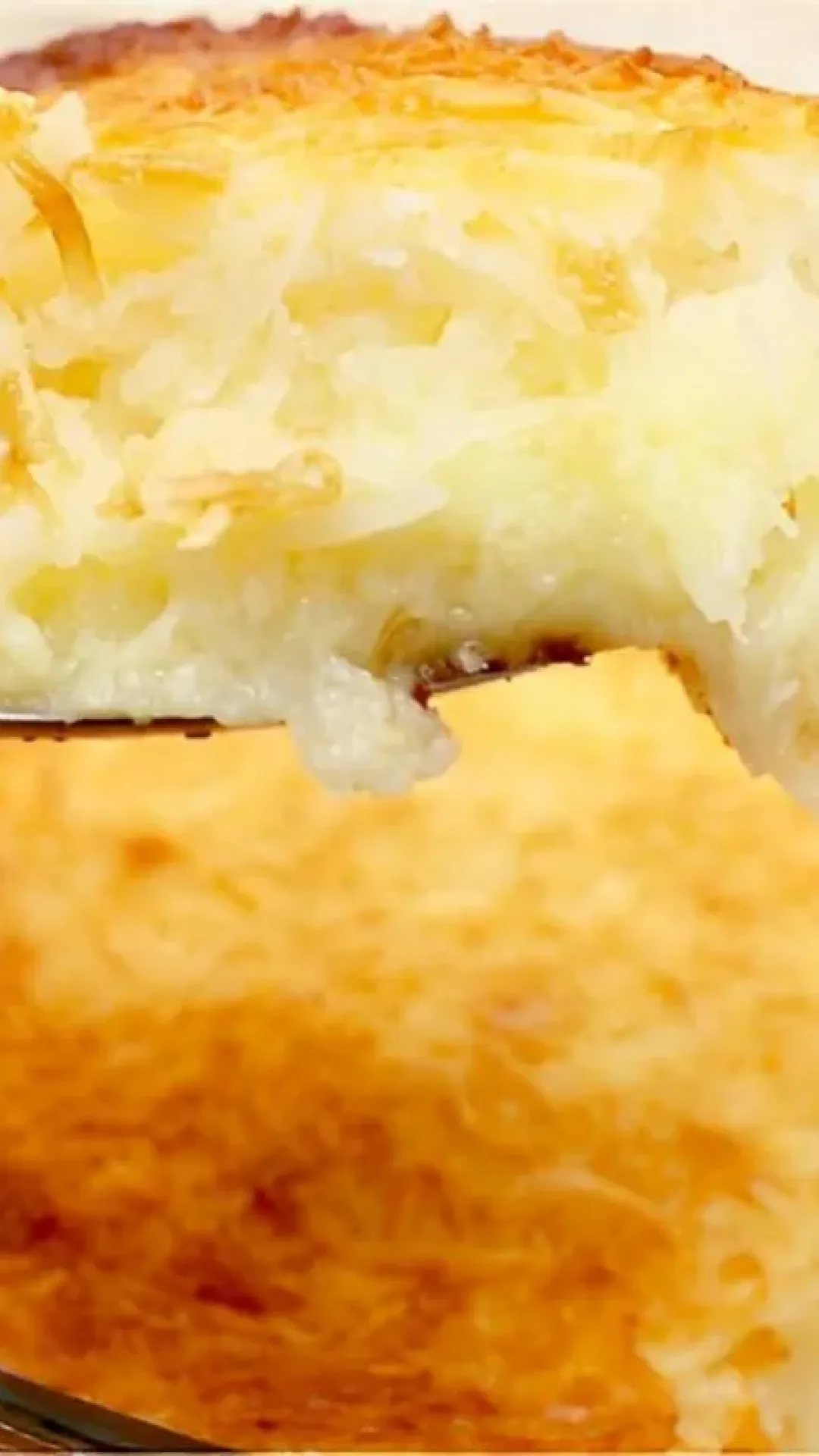 Cocada de forno simples basta misturar os ingredientes e levar para assar uma delícia