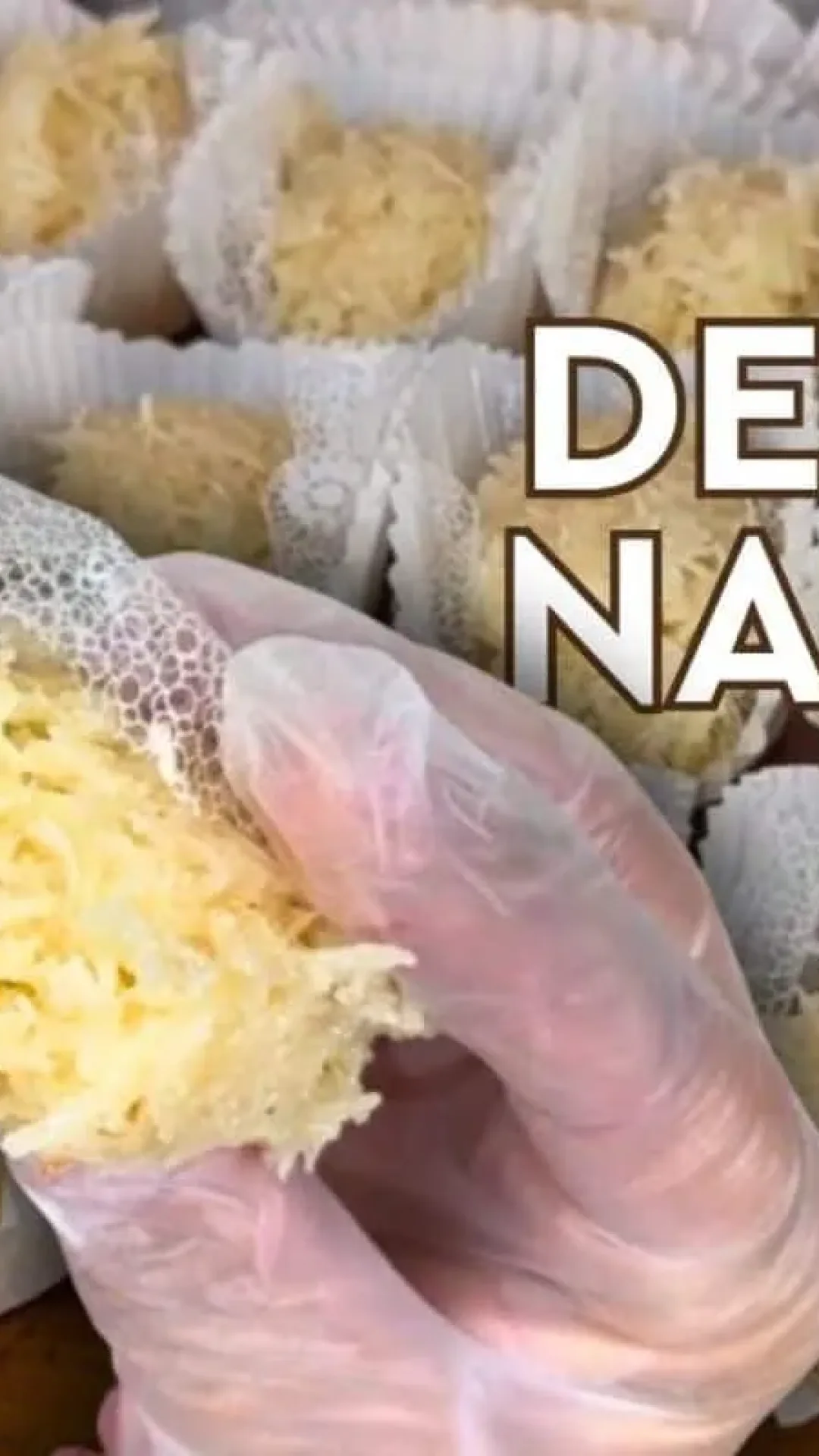 Cocada de leite condensado que derrete na boca, muito molhadinha e cremosa como você nunca viu