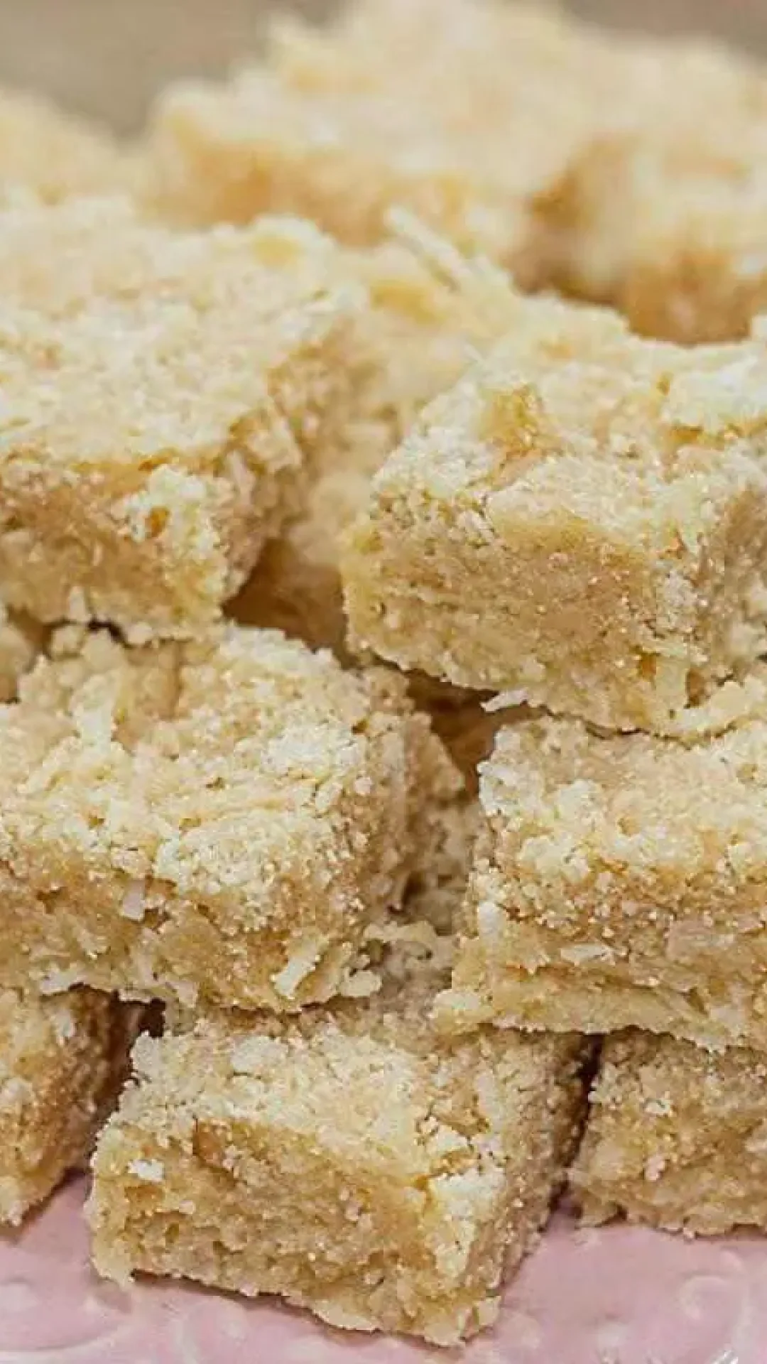Cocada mineira de leite ninho um docinho que vai bem em qualquer dia da semana