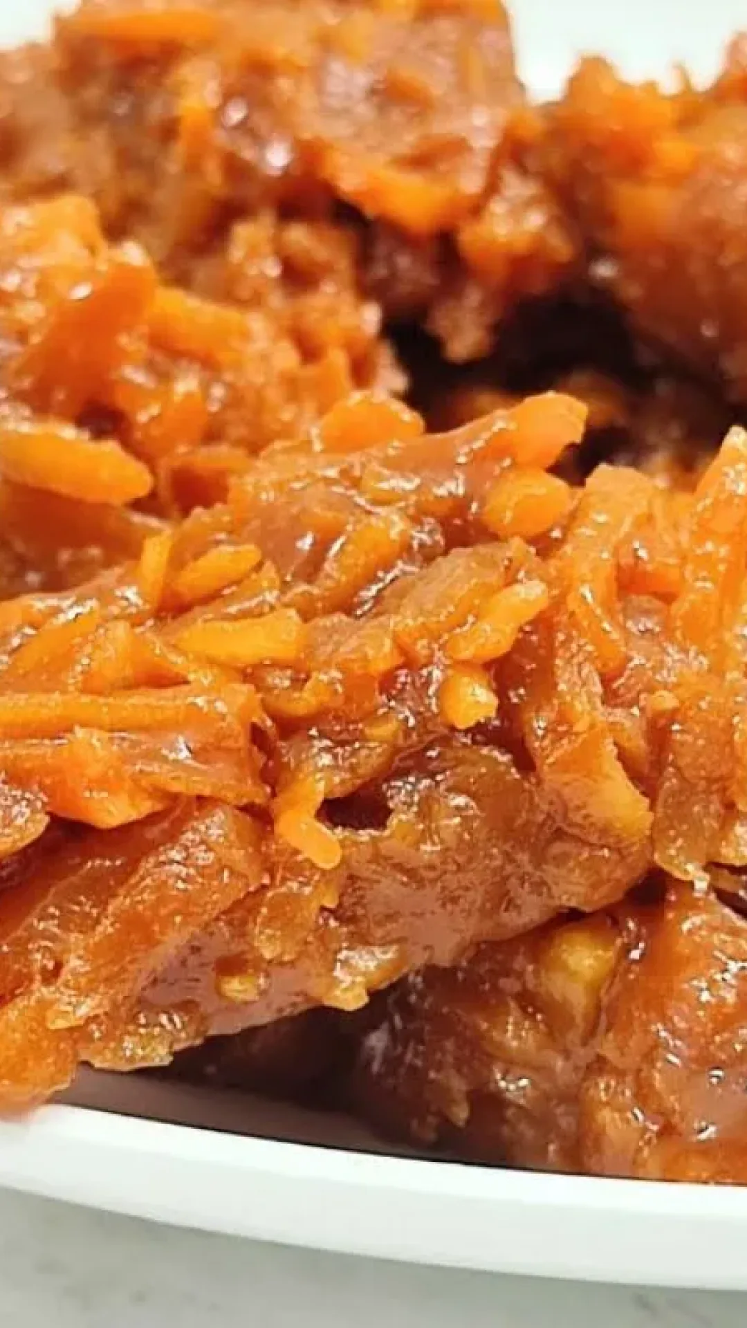 Cocada preta cremosa e deliciosa, perfeita para adoçar o seu dia