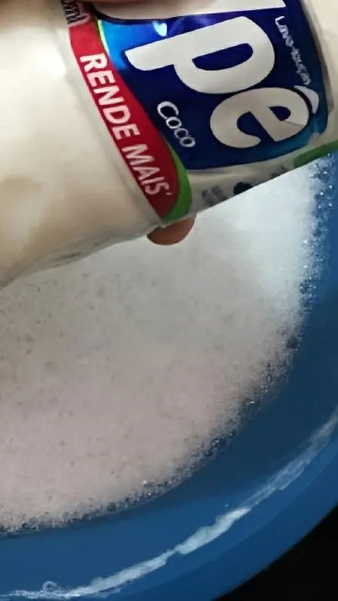 Com apenas 1 frasco de detergente fiz 4 litros de detergente caseiro de coco da melhor qualidade