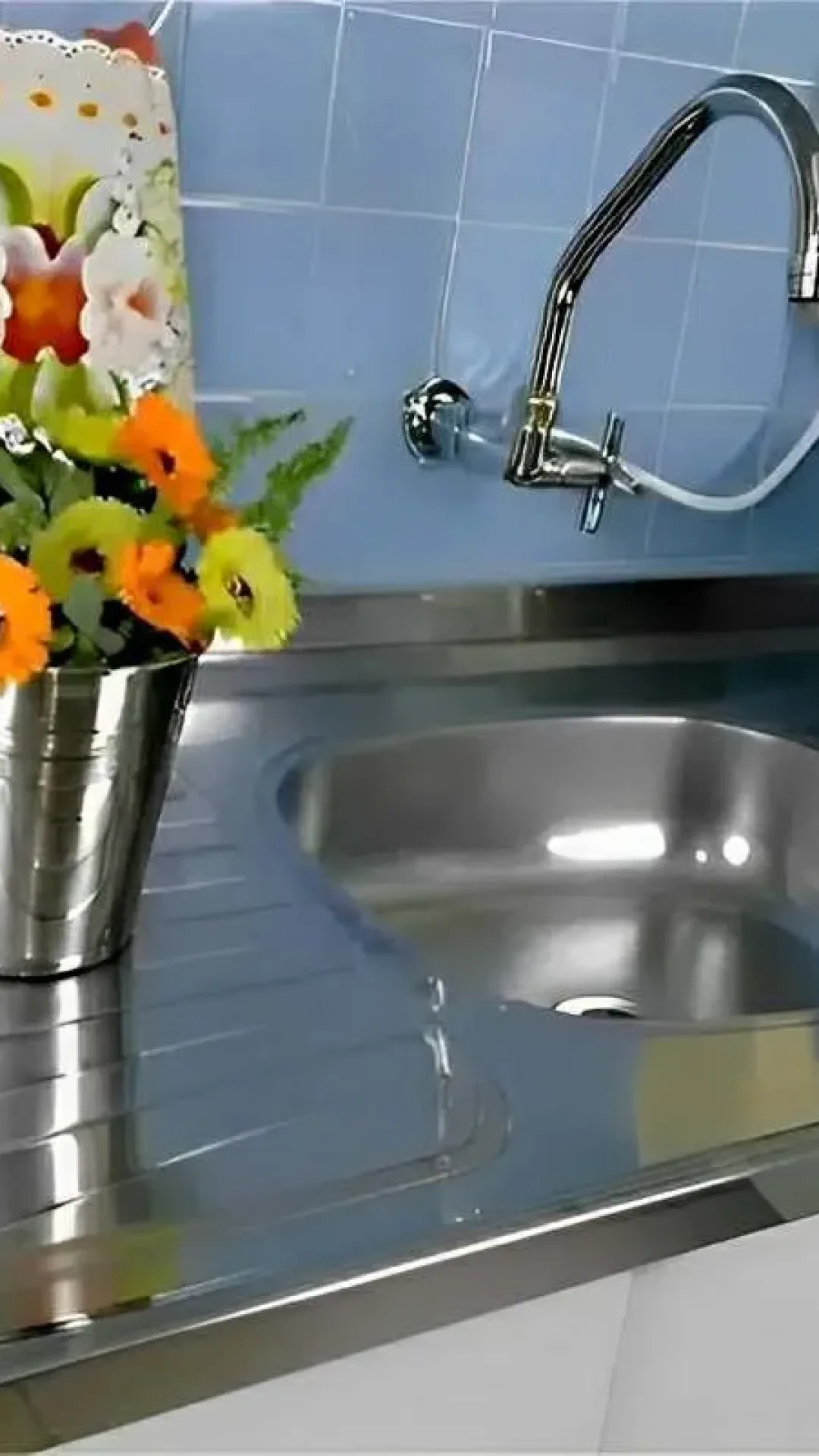 Como dar brilho em pias de inox de forma simples e fácil