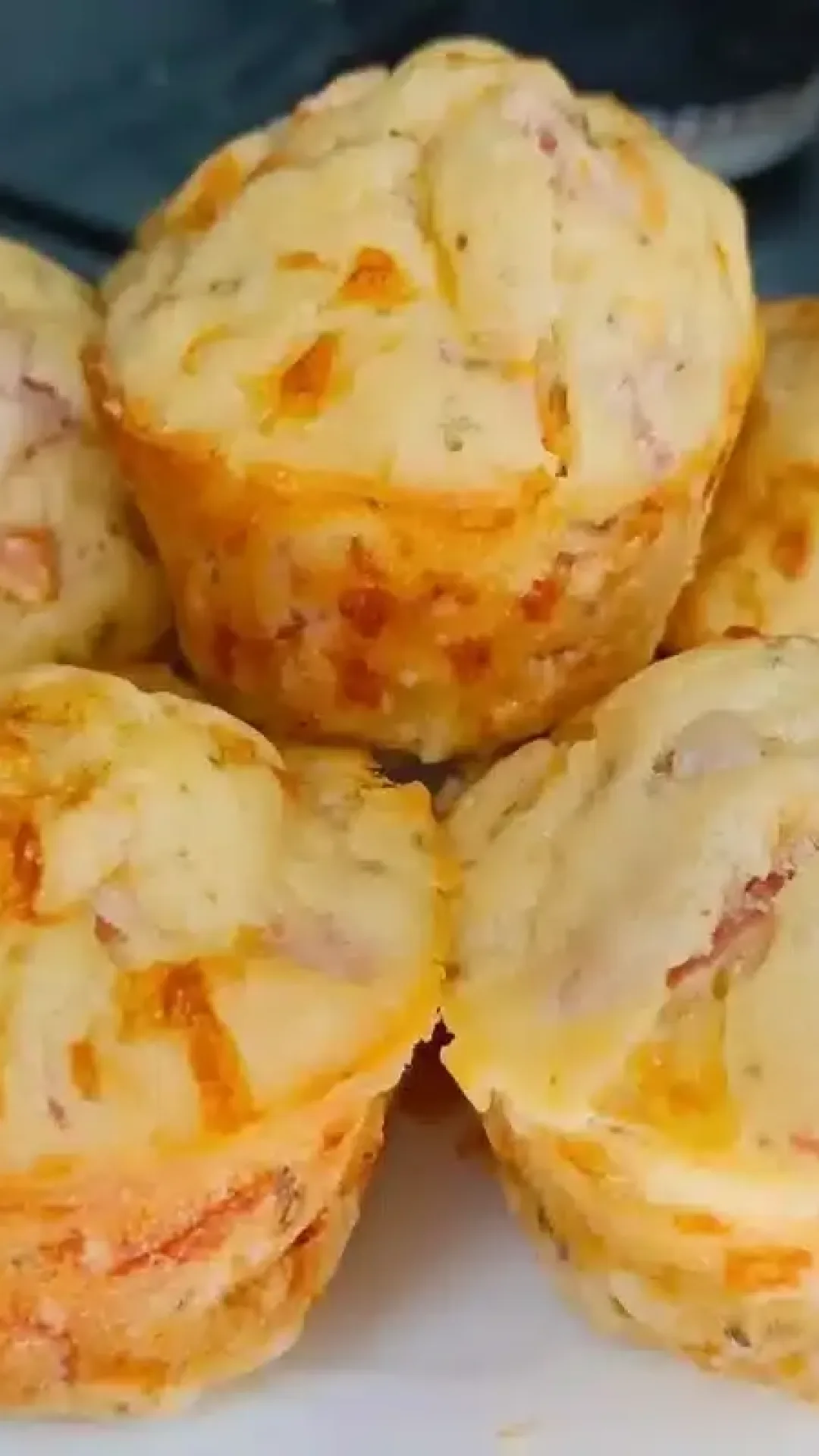 Como fazer bolinho salgado leve e saboroso: perfeito para o lanche da tarde