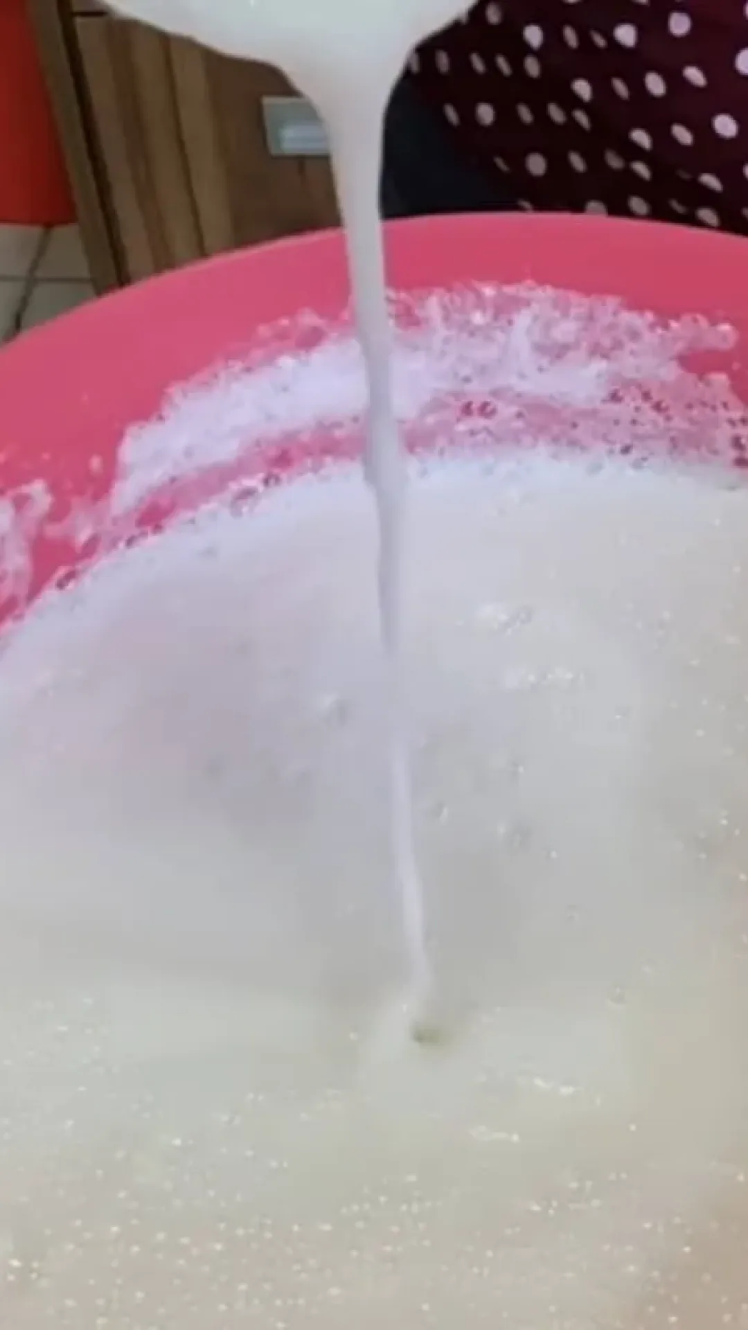 Como fazer detergente caseiro de coco: depois que aprendi parei de gastar no mercado