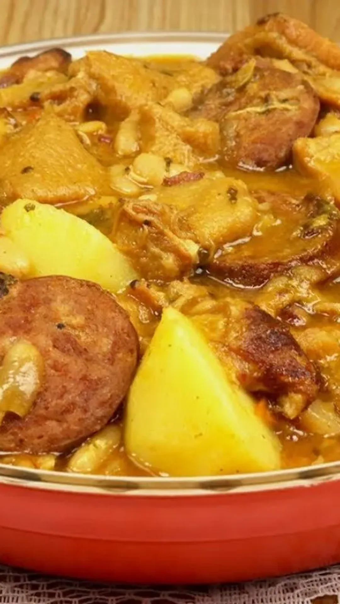 Como fazer dobradinha com feijão branco: receita fácil e cheia de sabor para o seu almoço