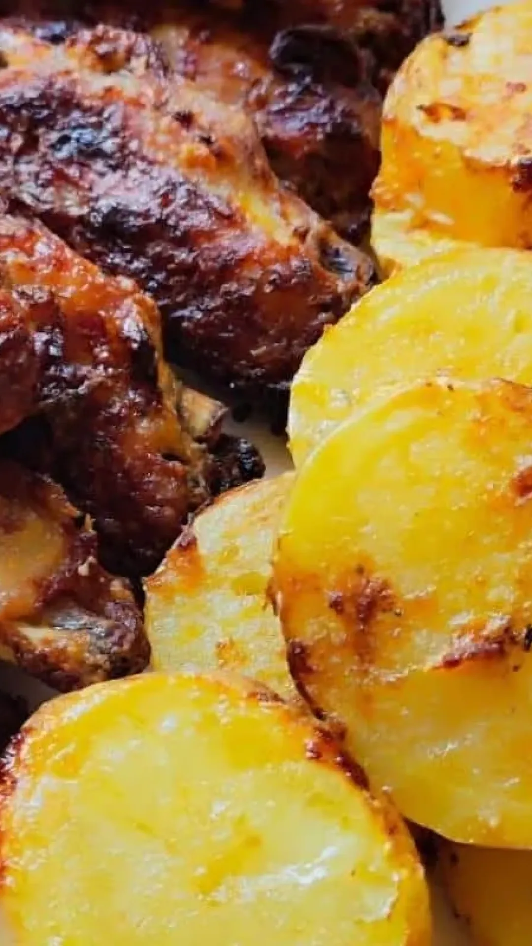 Como fazer frango assado com batata rapidinho para o almoço ou jantar