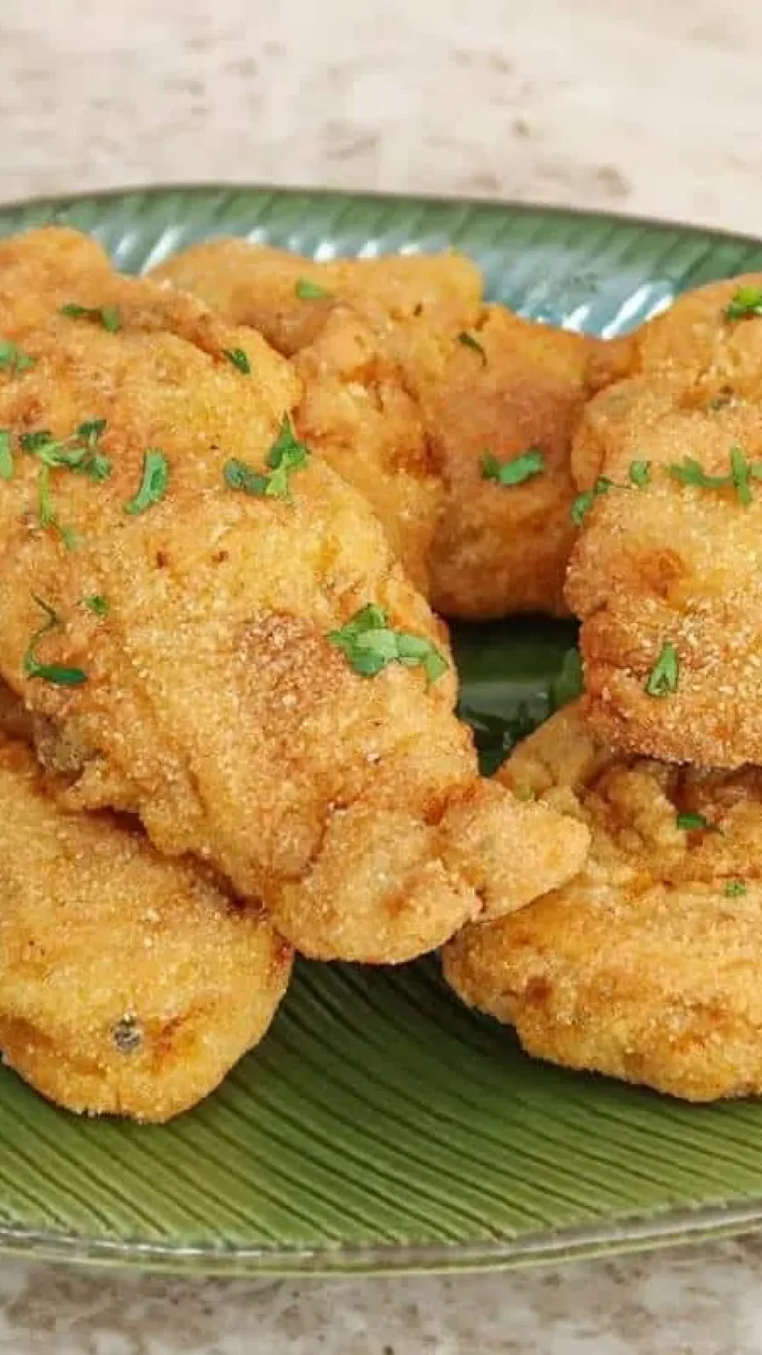 Como fazer frango empanado crocante e sequinho para o almoço de dia dos pais
