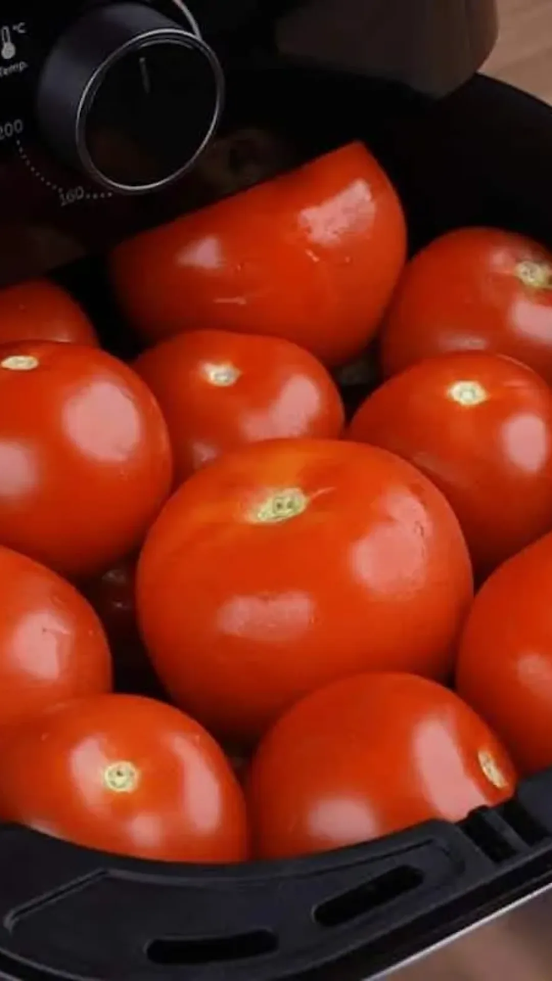 Como fazer molho de tomate caseiro para acompanhar seus pratos do almoço de natal