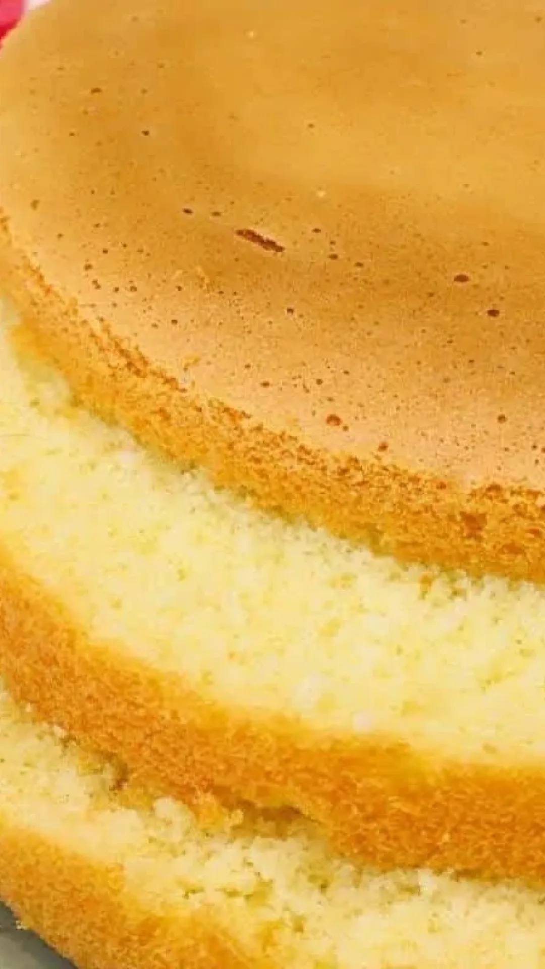 Como fazer pão de ló fofinho e macio que não quebra na hora de rechear