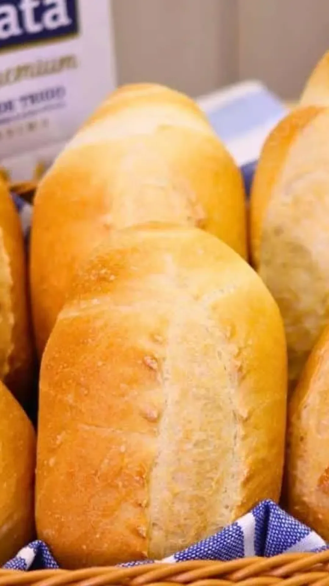 Como fazer pão francês caseiro: padeiro profissional revela todos os segredos