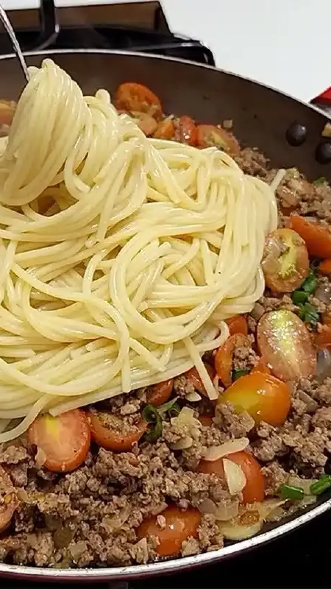Como fazer um macarrão na manteiga delicioso que fica soltinho e saboroso