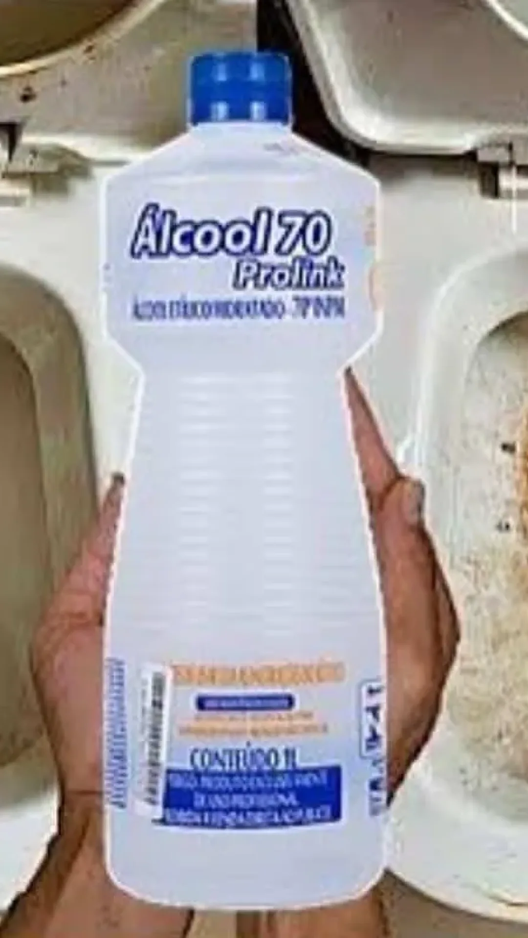 Como limpar banheiro encardido: misturinha milagrosa e super fácil de fazer