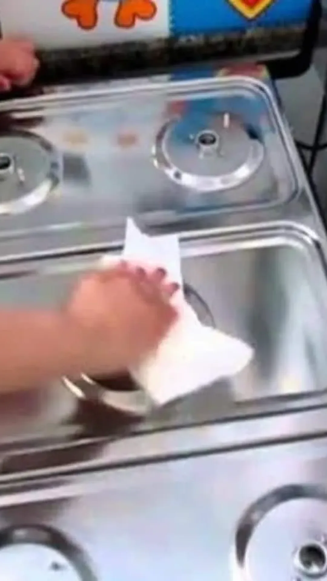 Como limpar fogão depois do almoço e deixar tudo brilhando rapidinho