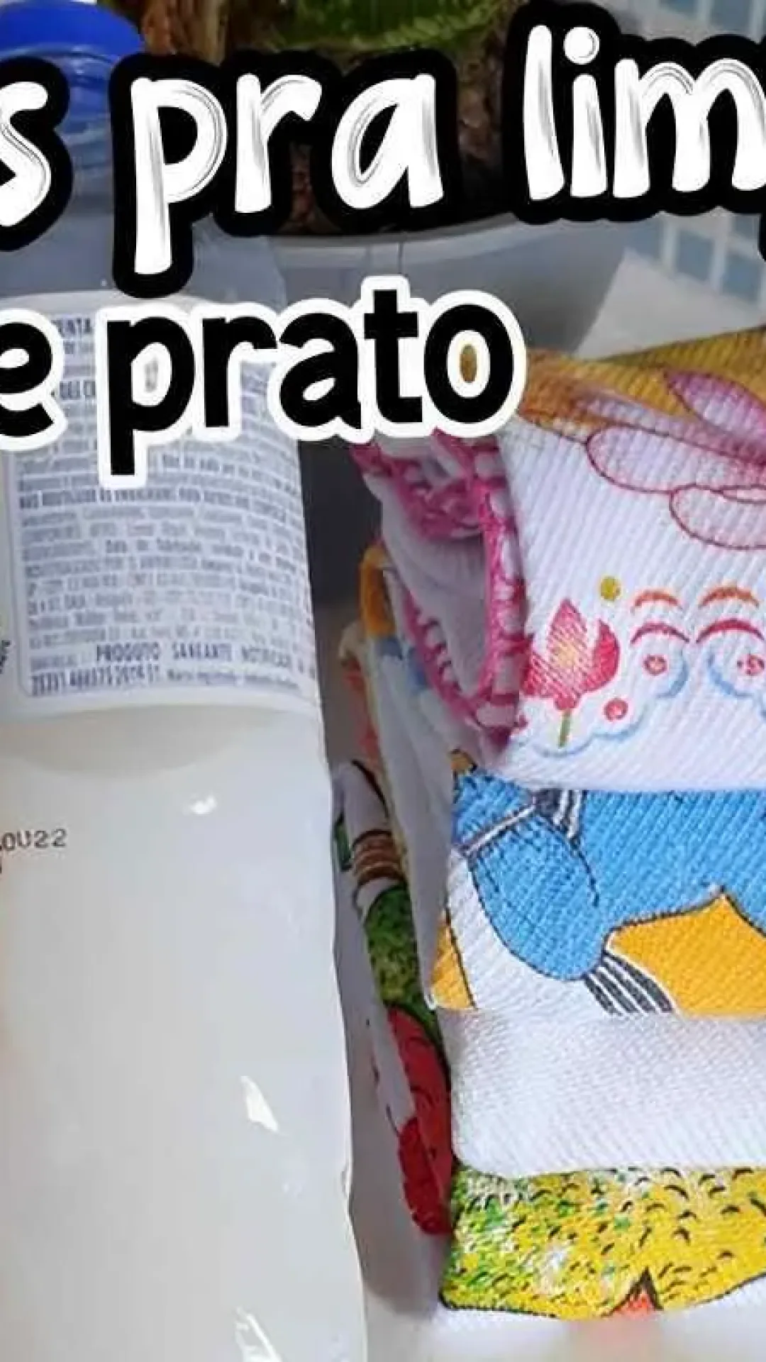 Como limpar pano de prato e deixá-lo como novo usando apenas 3 ingredientes