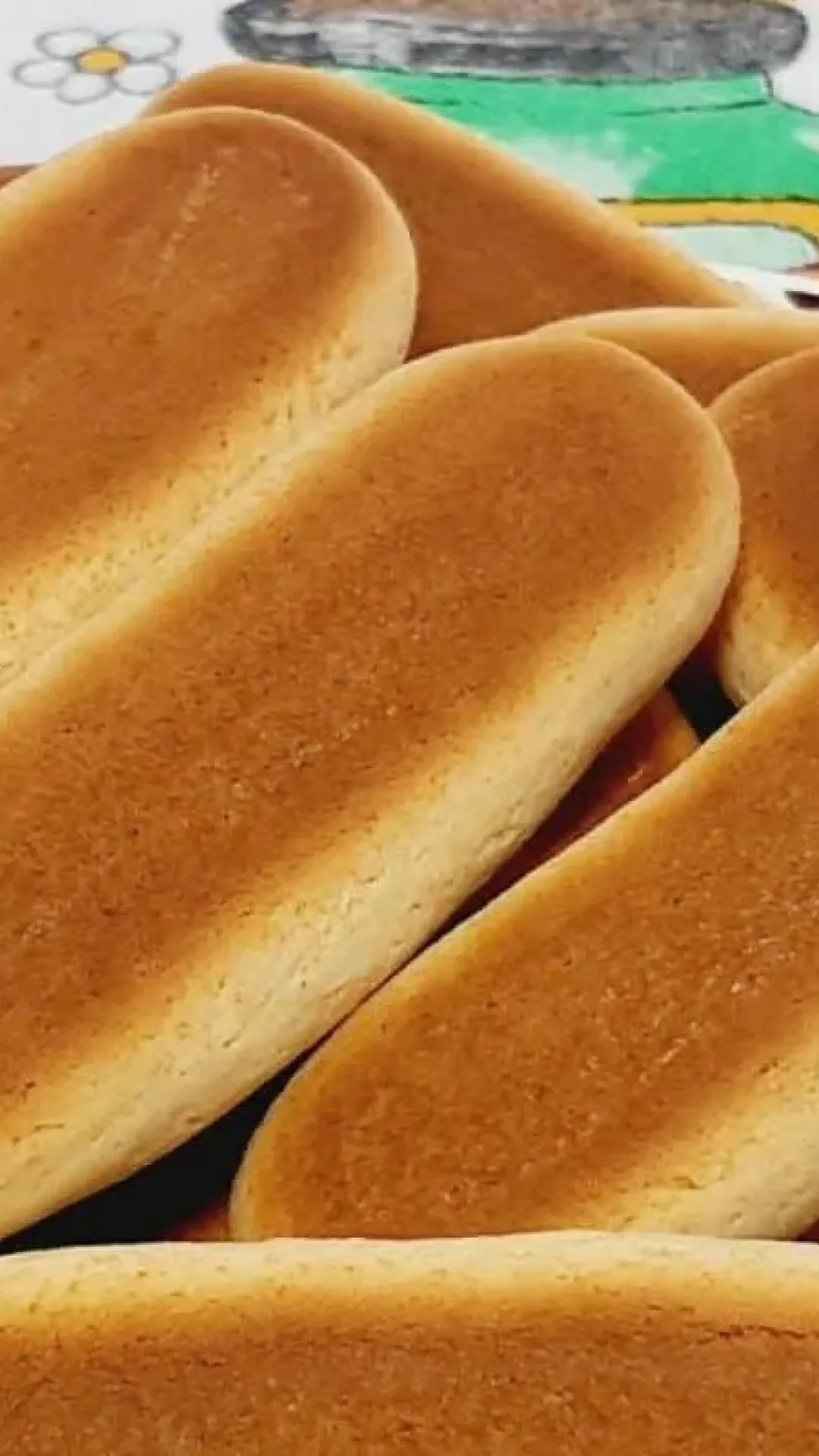 Como preparar um biscoito sem ovo delicioso para o café usando só 2 ingredientes