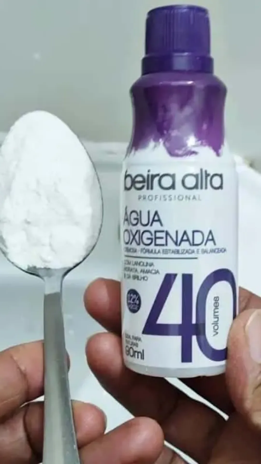 Como tirar amarelado de roupa branca: até pano de chão desencarde com essa misturinha