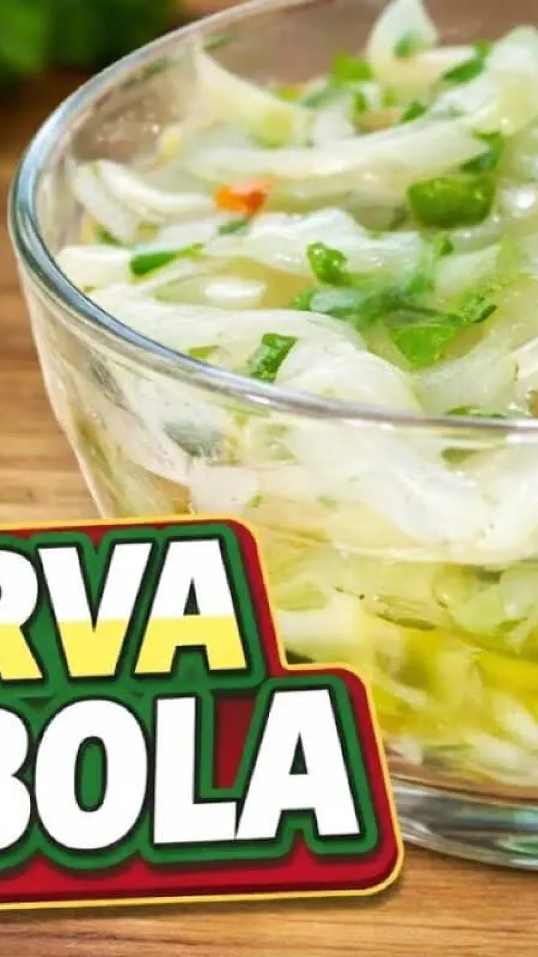Conserva de cebola muito bem temperada com ervas e azeite que dura bastante na geladeira
