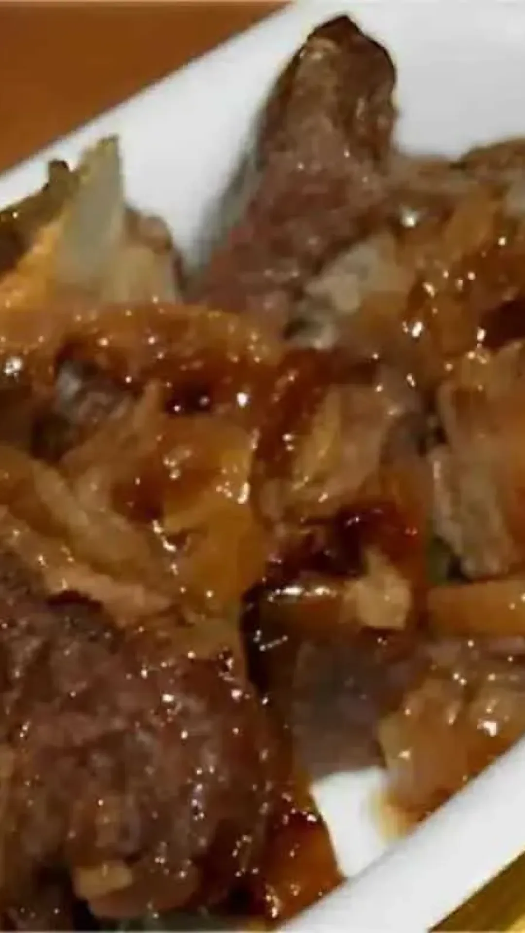 Costela assada na panela super macia e suculenta que solta do osso depois de pronta