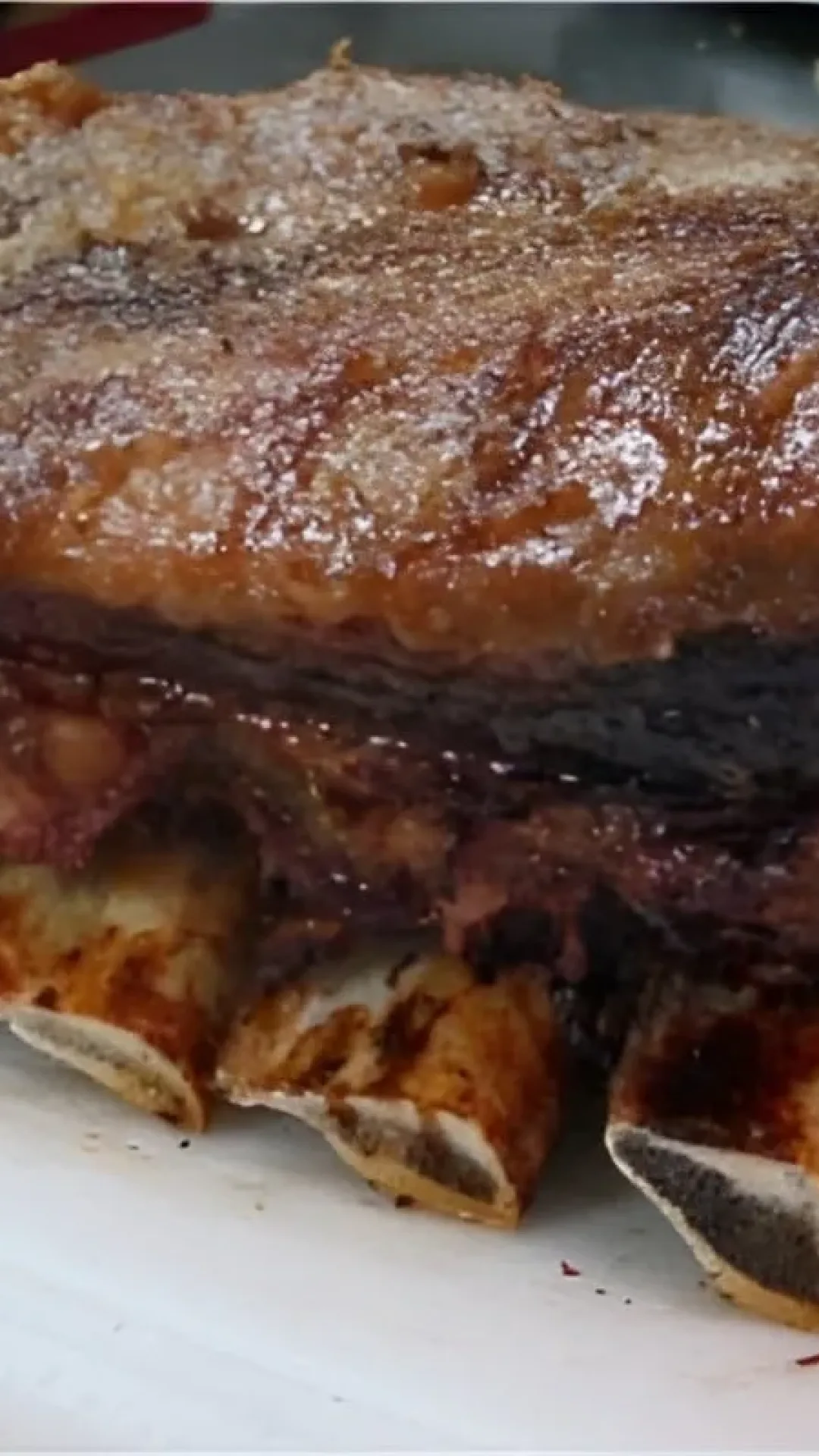 Costela assada no forno uma costela de boi que solta do osso e derrete na boca