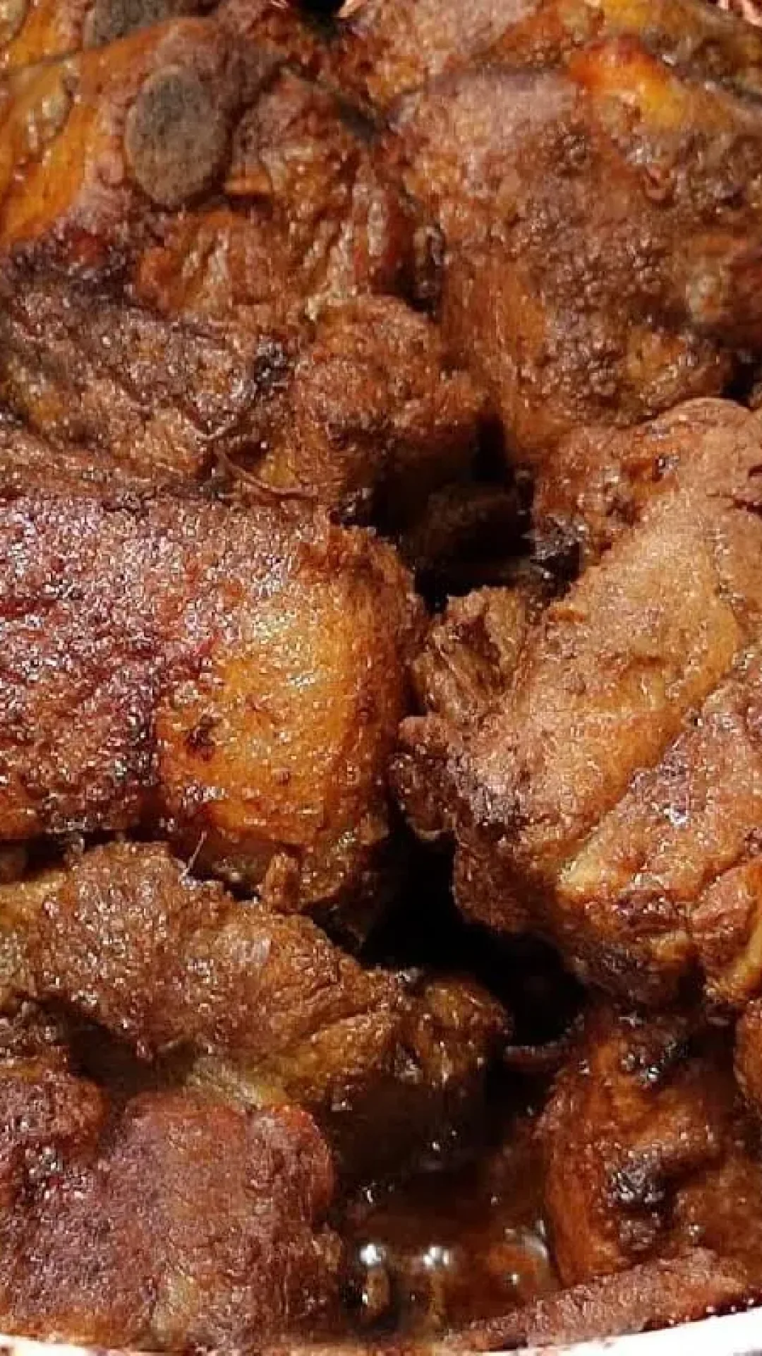 Costelinha de porco com um tempero secreto que vai te surpreender