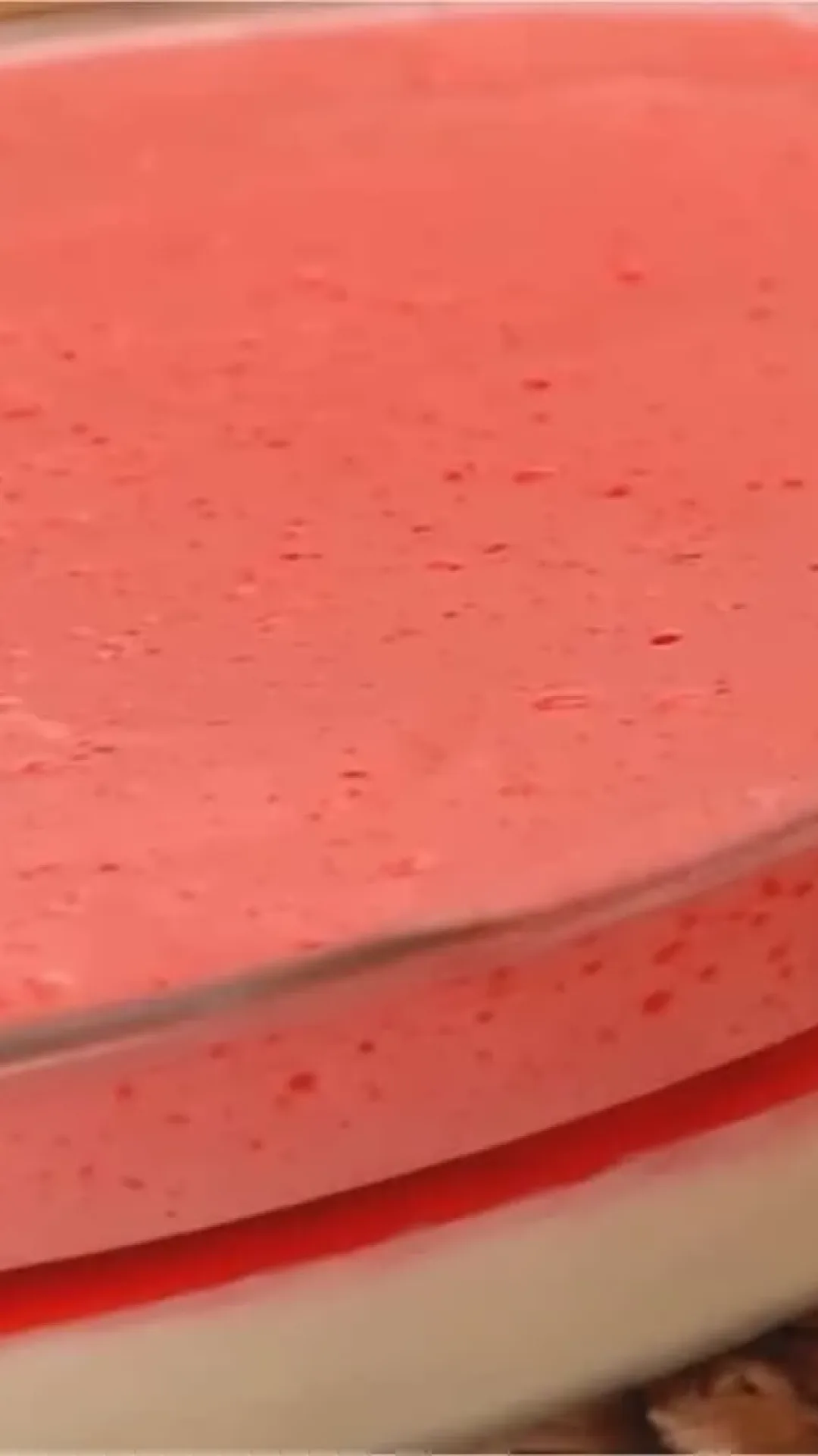 Creme chinês de morango simples e fácil para ser a sobremesa de destaque no seu ano novo