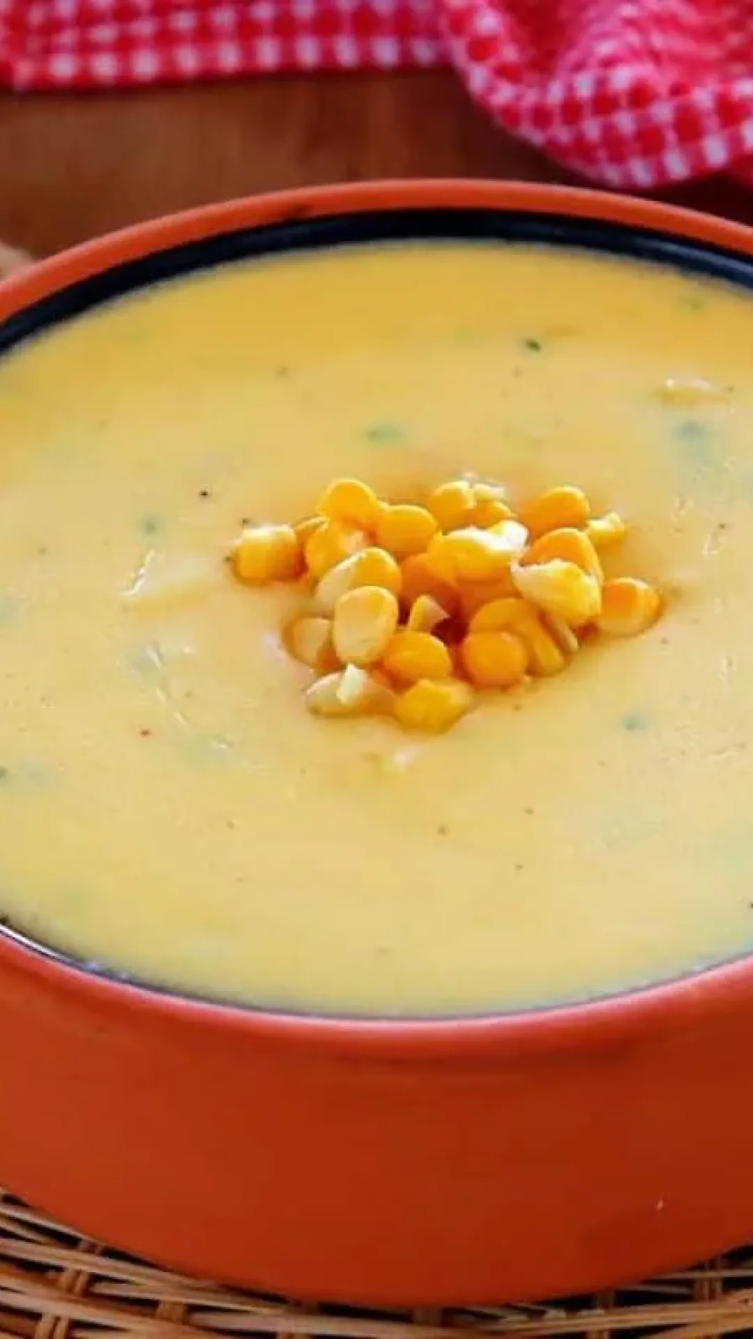 Creme de milho perfeito e fácil de fazer que combina com qualquer almoço