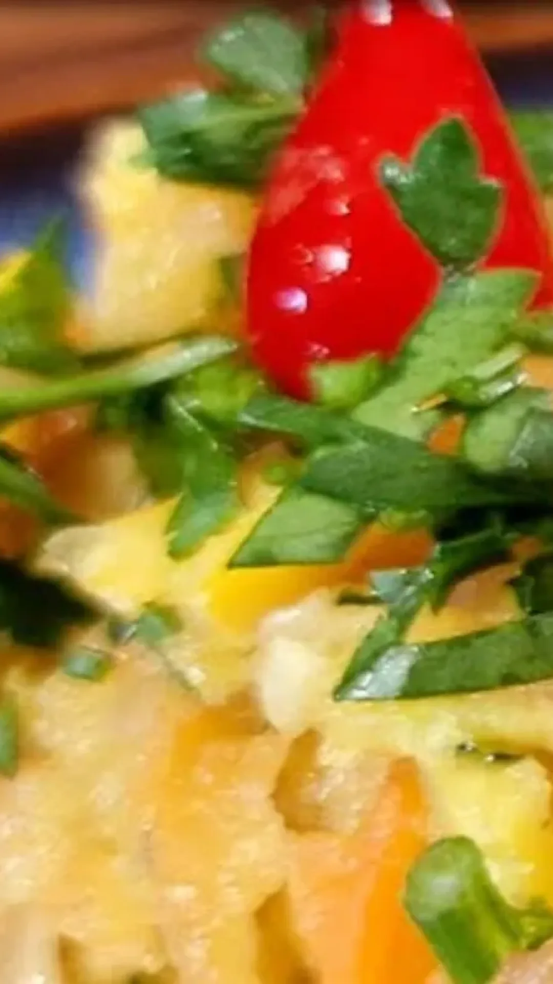 Cuscuz de legumes, um prato colorido e nutritivo que você faz com o que sobrou na geladeira