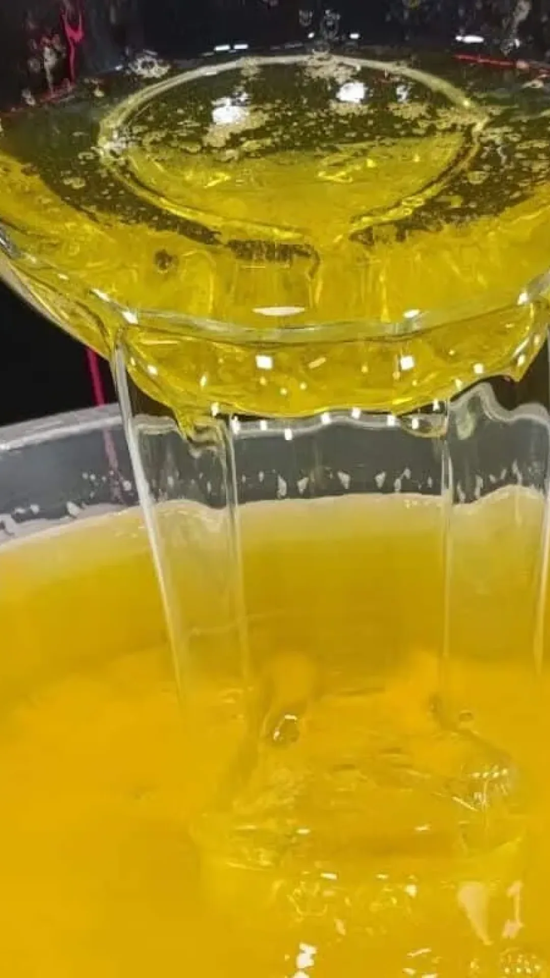 Detergente caseiro potente com óleo usado, rende até 5 litros e muito fácil de fazer