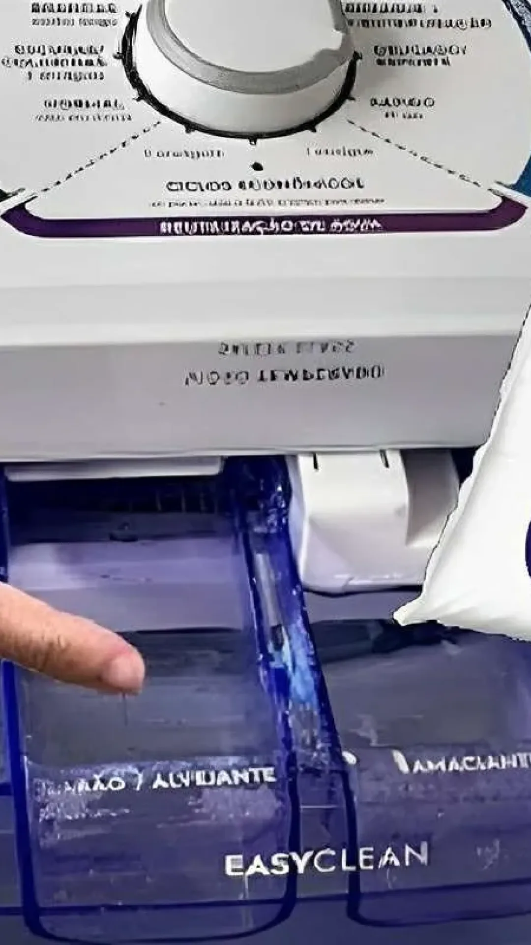 Dica para lavar roupas e deixá-las branquinhas como novas usando apenas 1 ingrediente