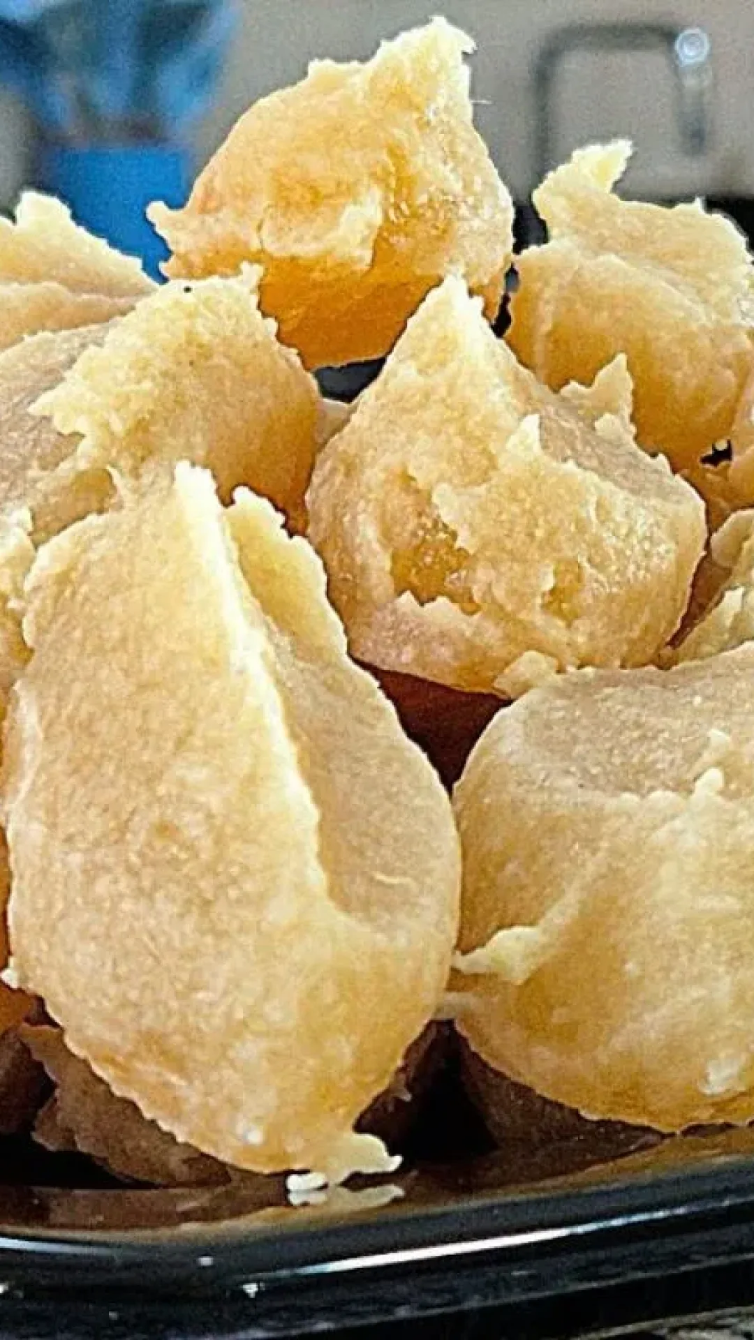 Doce de batata doce cristalizado com casquinha e recheio cremoso