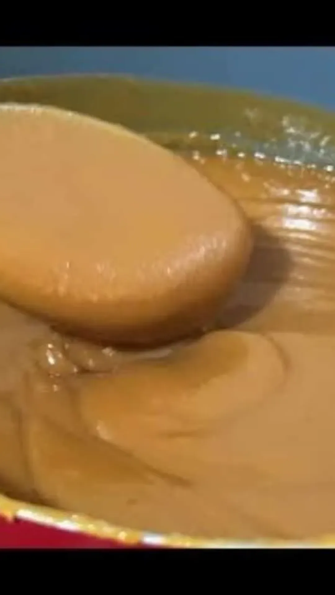 Doce de leite caseiro, que fica bem cremoso e com aquele gostinho incrível de receita de vó