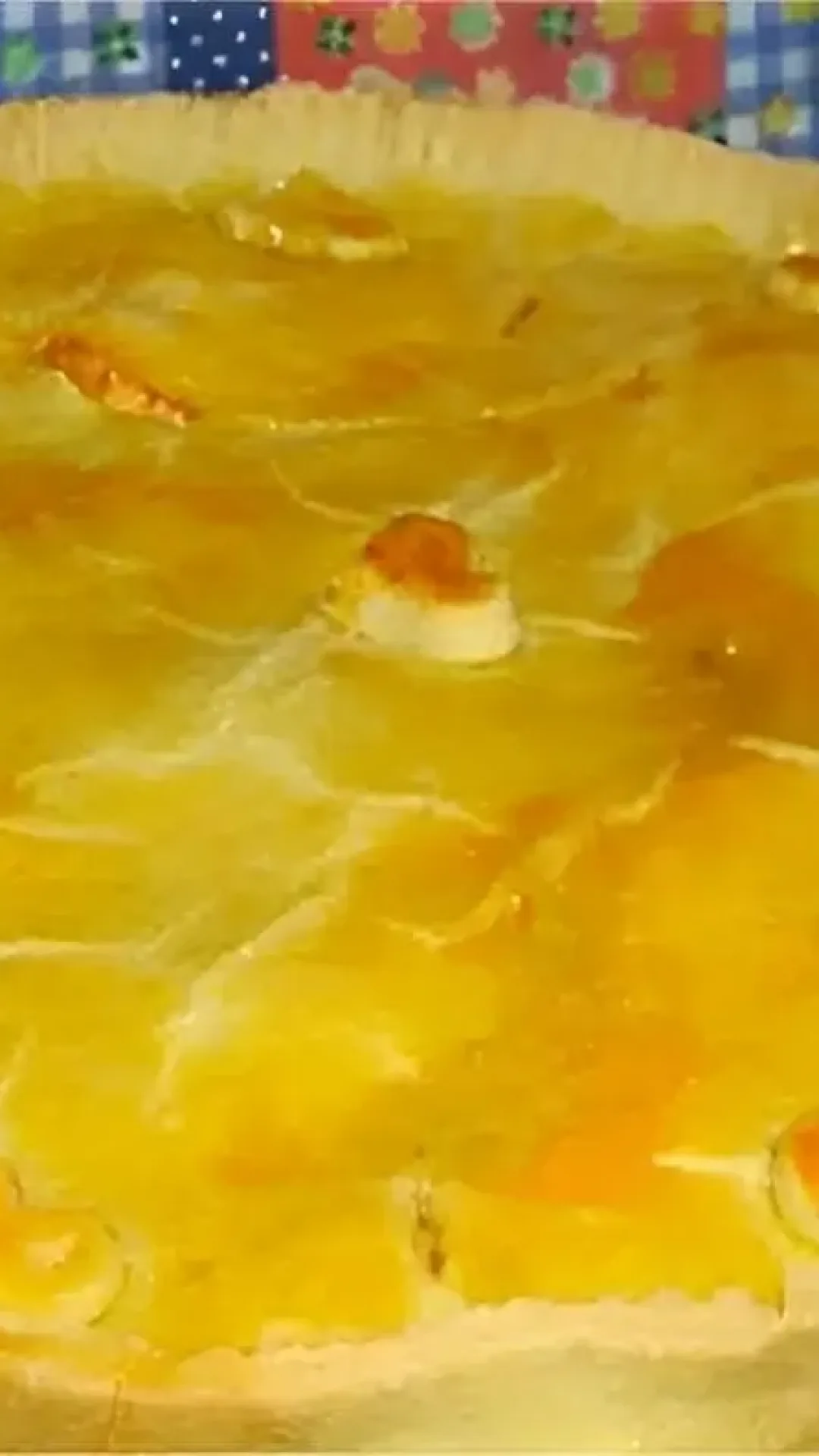 Empadão de frango simples e fácil com massa de 2 ingredientes que desmancha na boca