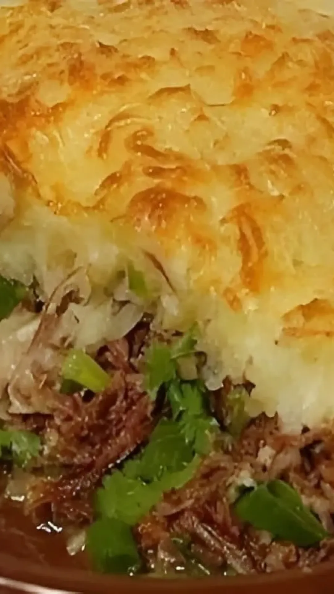 Escondidinho de carne seca com mandioca receita mineira tradicional