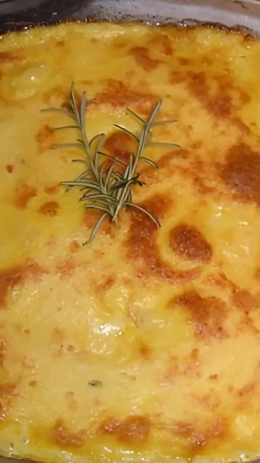 Escondidinho de frango com purê de mandioca um prato completo bem fácil de fazer
