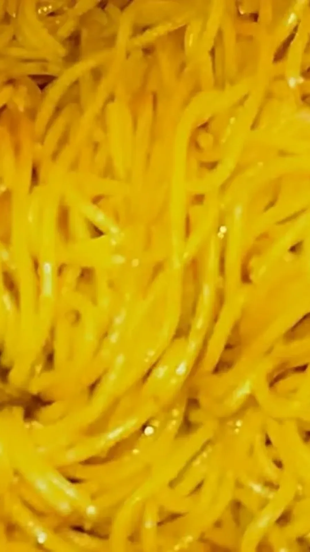 Espaguete de restaurante prático e delicioso pra fazer em casa sua família vai adorar