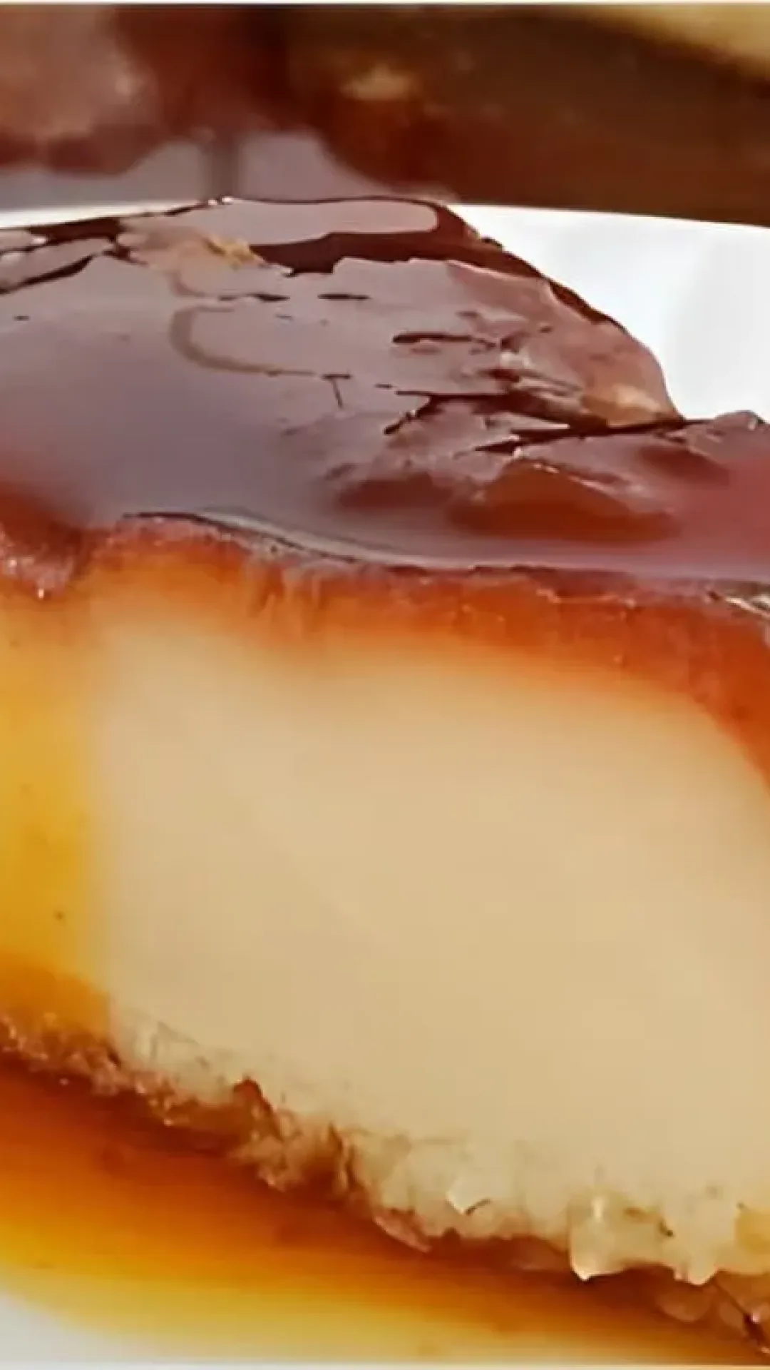 Esse é o pudim engana visita é feito com poucos ingrediente e fica uma delícia